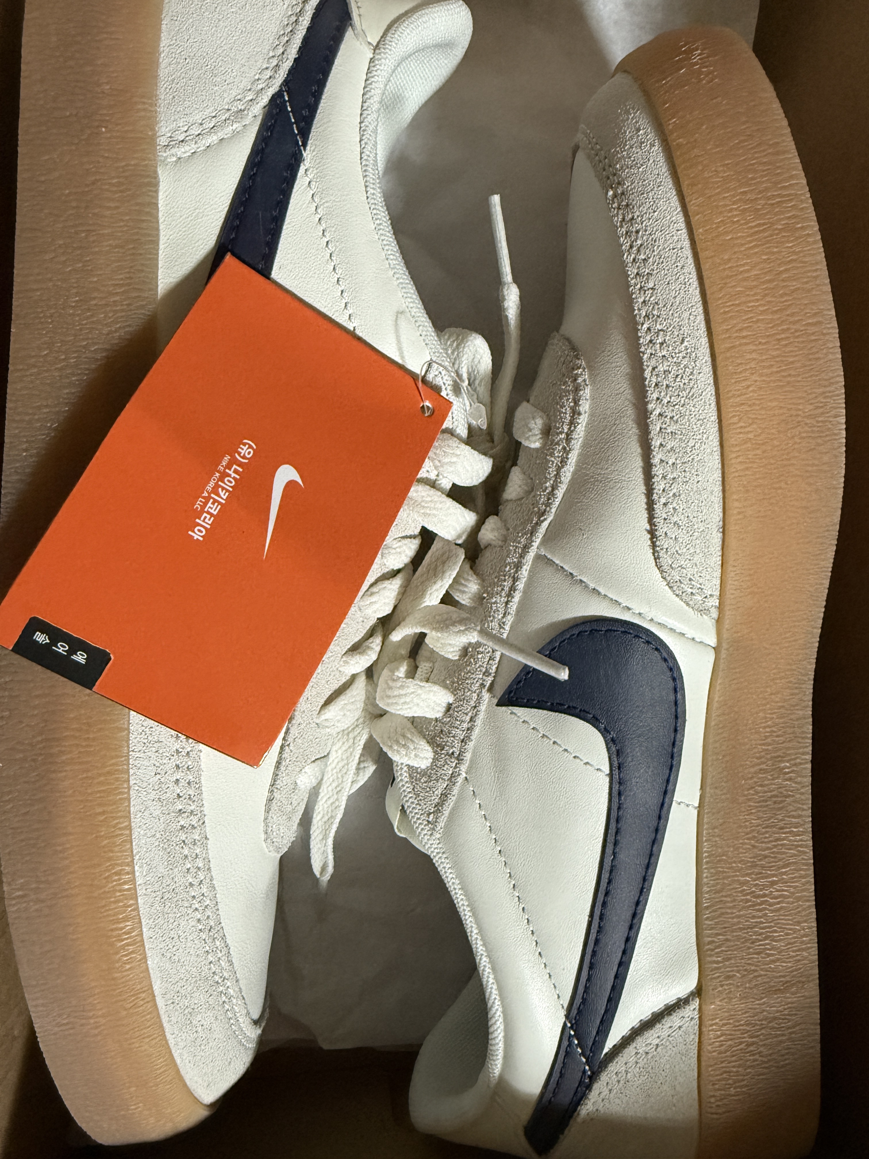 Nike x J.Crew Killshot 2 Sail Midnight Navy 착용 스타일
