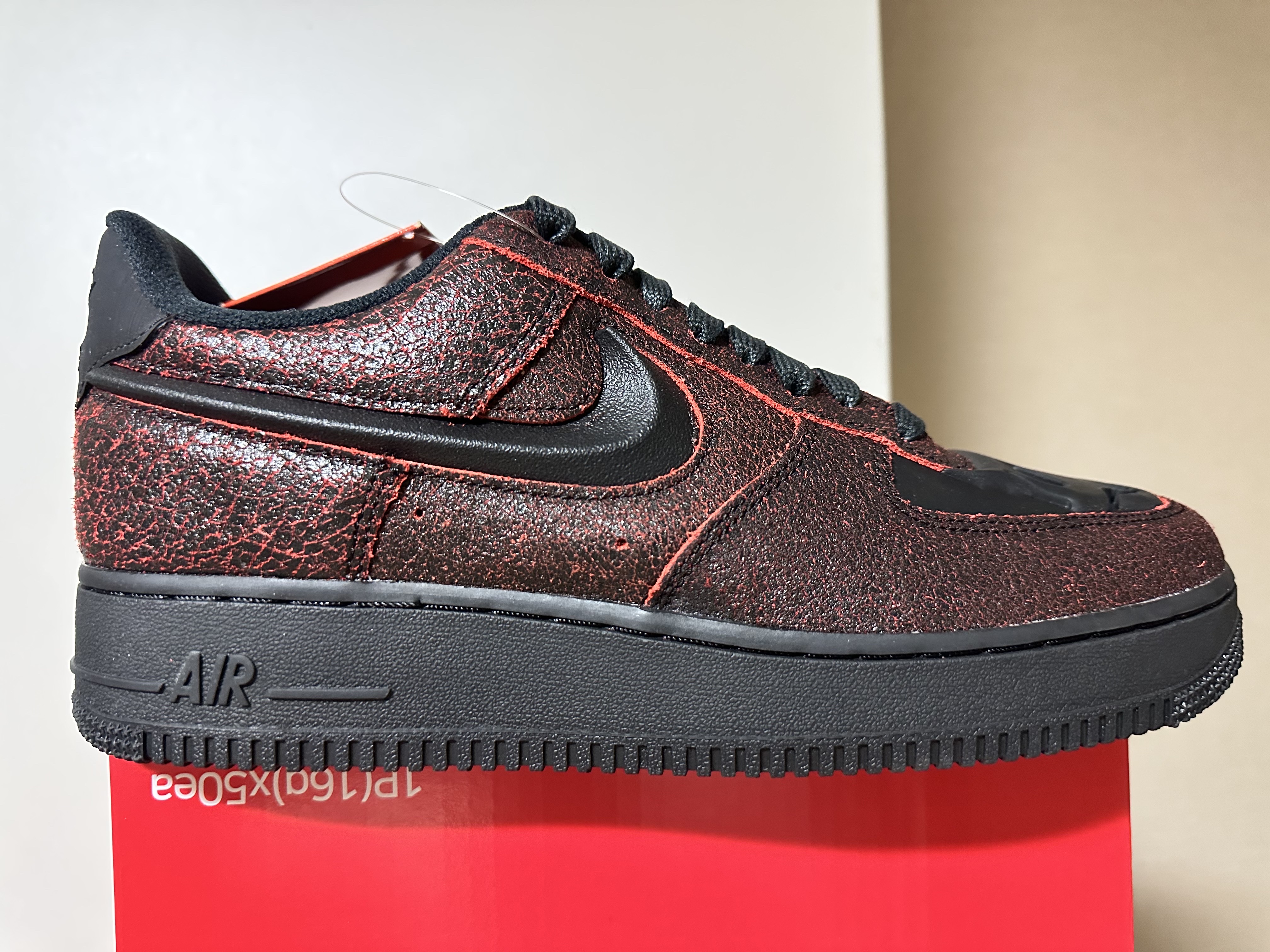 Nike Air Force 1 Retro QS Halloween 착용 스타일