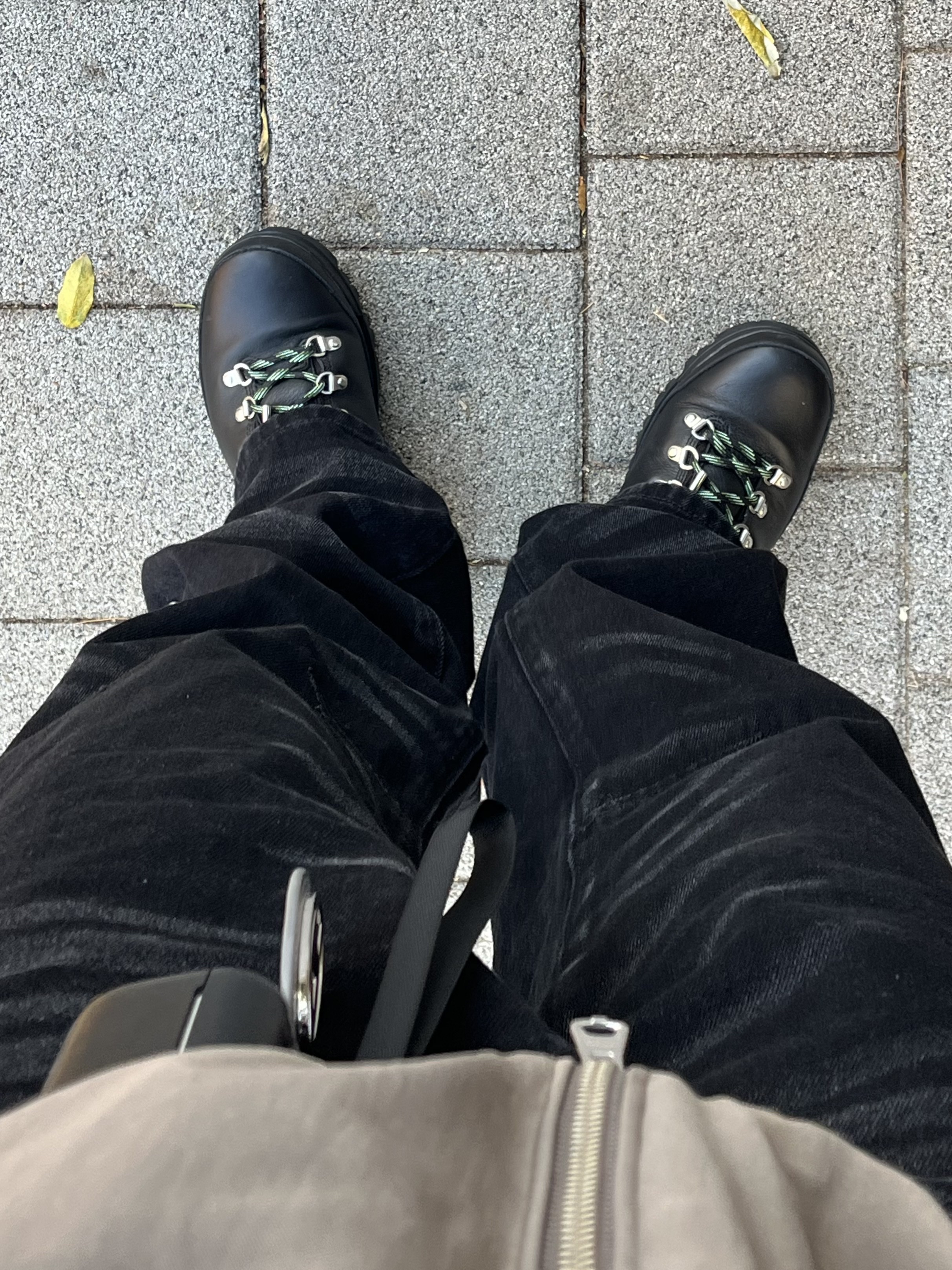 Timberland x Stussy World Hiker Boot Black - Medium 착용 스타일