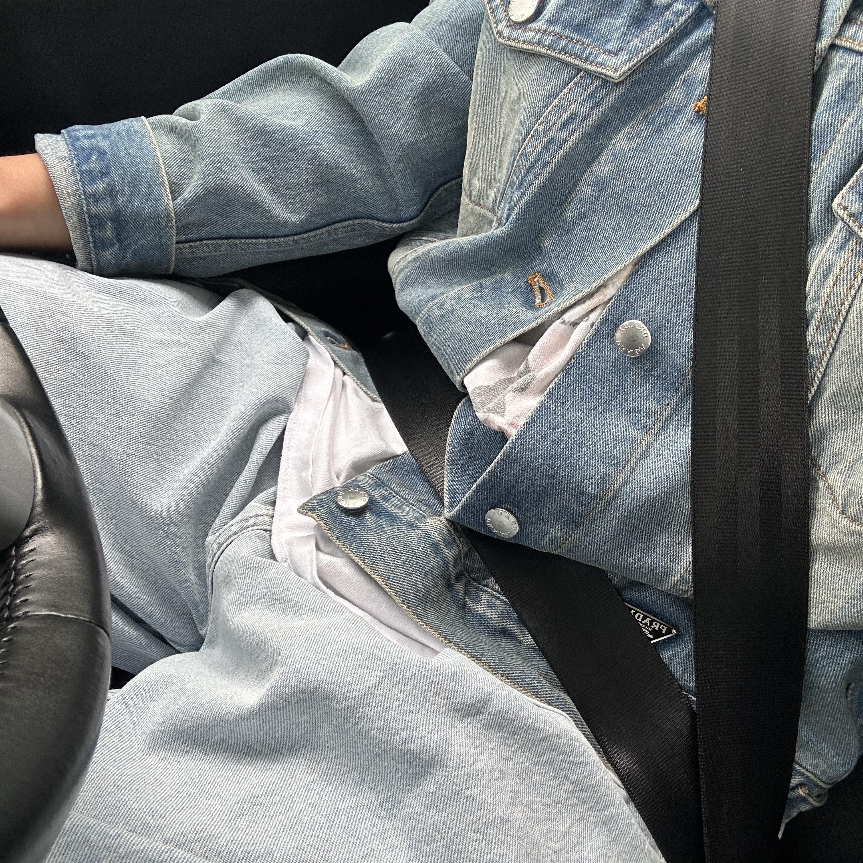Prada Denim Blouson Jacket Light Blue 착용 스타일 - 3