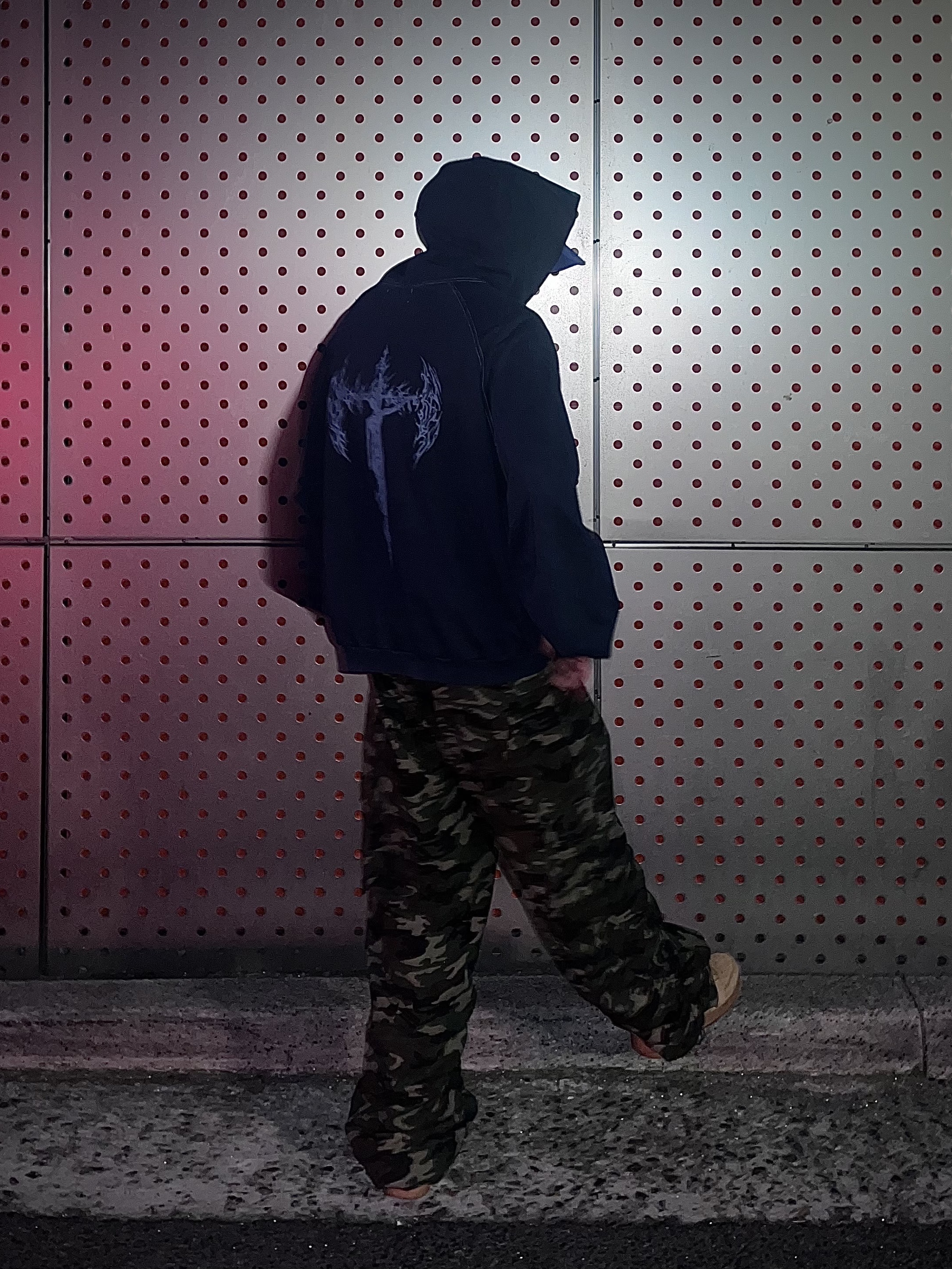Nike Air Force 1 '07 WB Flax, [KREAM 단독] AOP x Side Service Uzumaki Track Jacket Navy Black 착용 스타일 - 3
