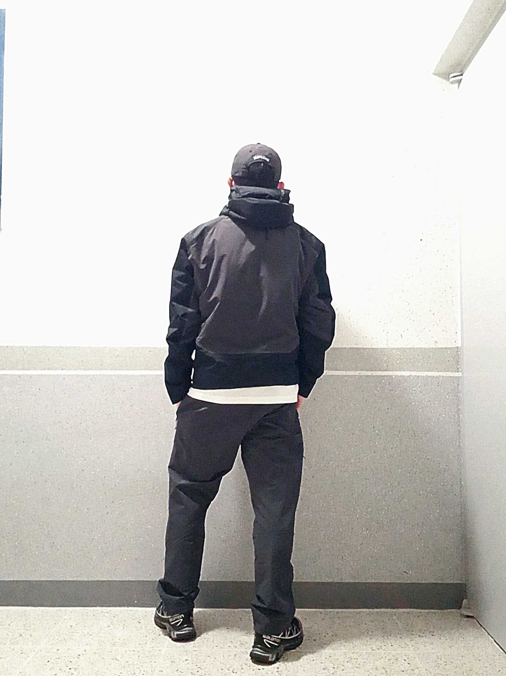 Arc'teryx Solano Insulated Hoody Black Graphite, Arc'teryx Solano Insulated Hoody Black Graphite 착용 스타일 - 6