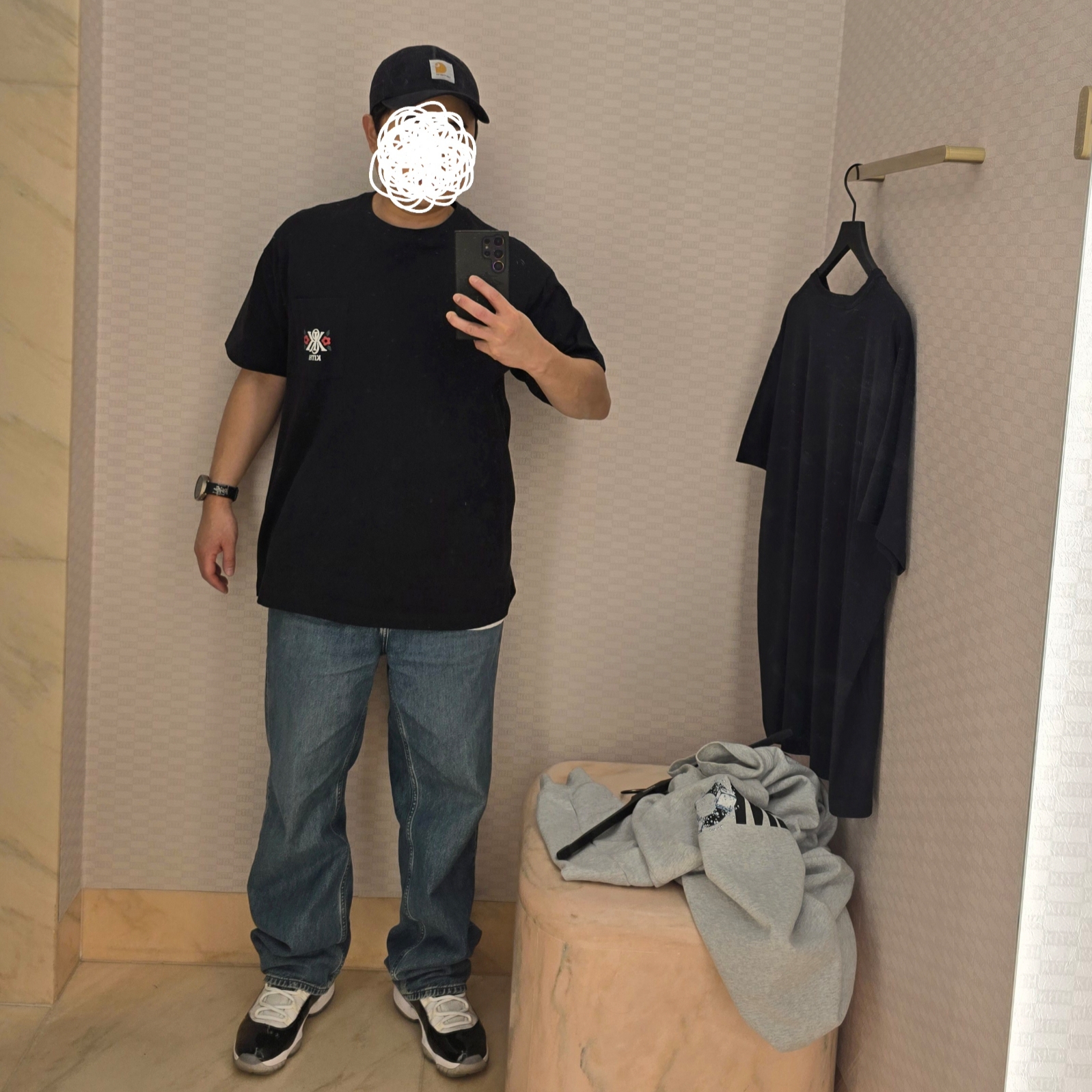 Kith K&K Pocket T-Shirt Black, Jordan 11 Retro Concord 2018 착용 스타일 - 1