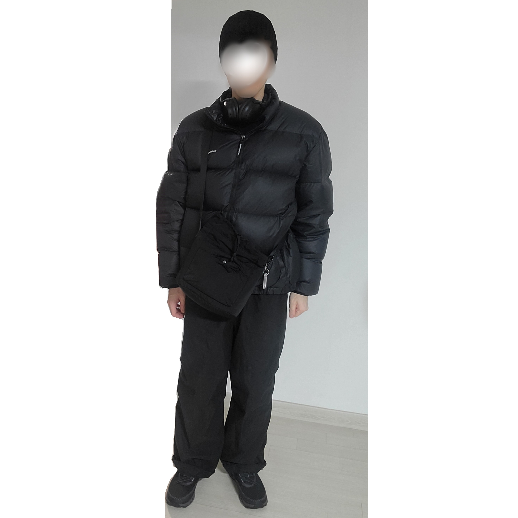 On Running Cloudaway 2 Black Eclipse, Uniqlo C Wide Parachute Pants Denim Dark Gray - KR 착용 스타일 - 2
