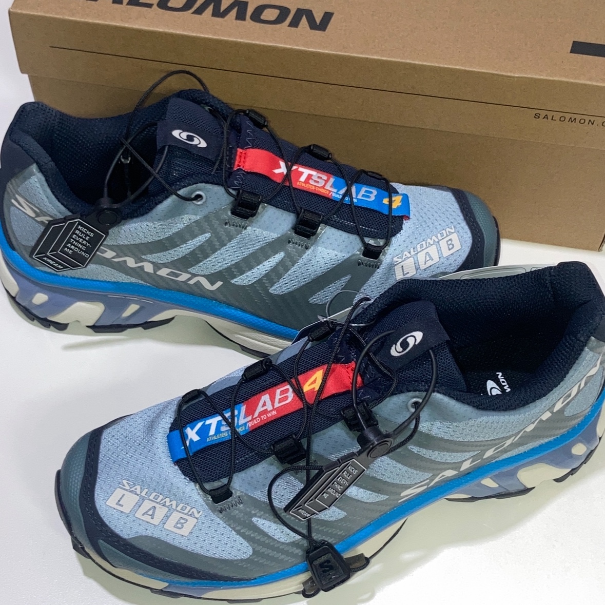 Salomon XT-4 Stormy Weather 착용 스타일 - 2