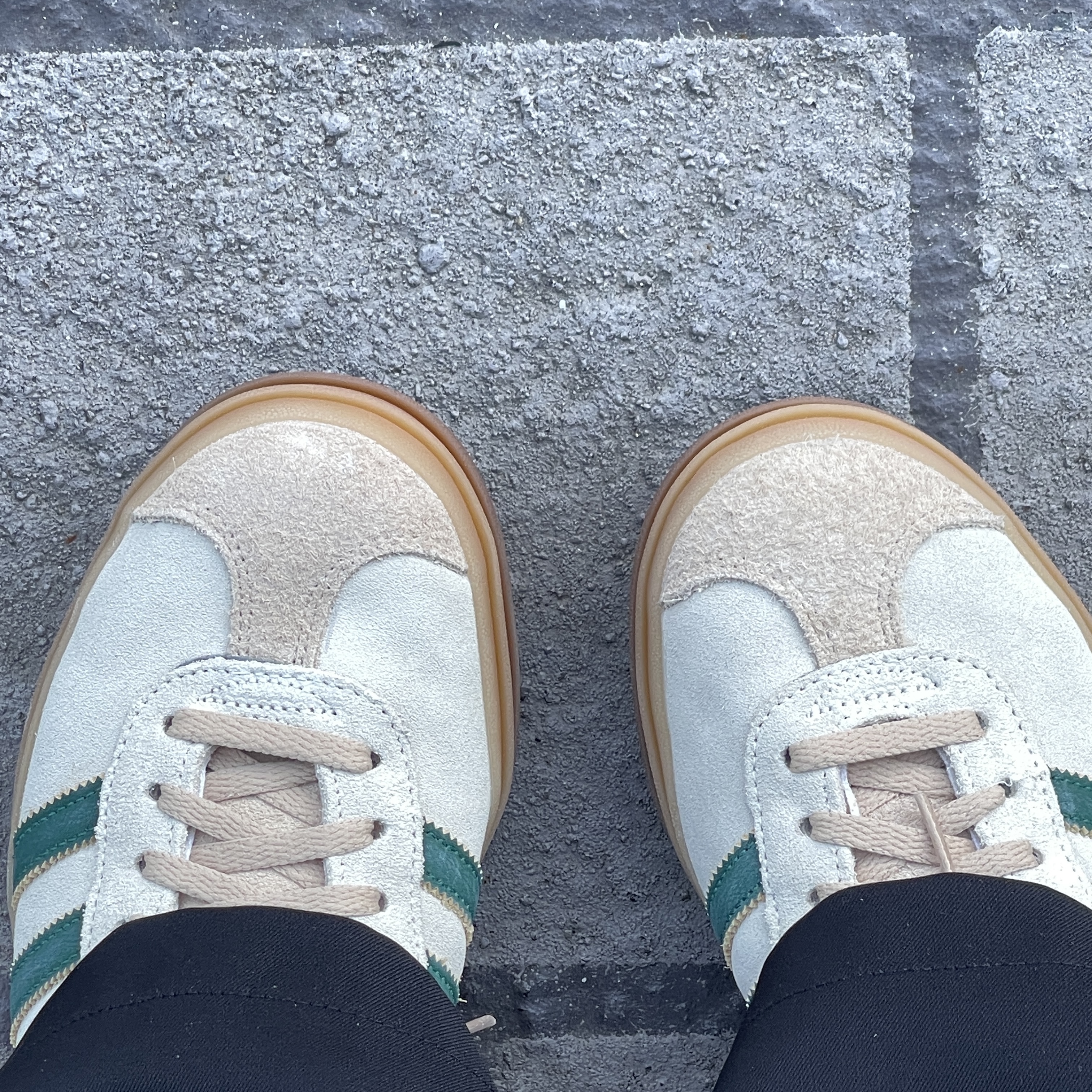 (W) Adidas Gazelle Bold Cream White Collegiate Green 착용 스타일