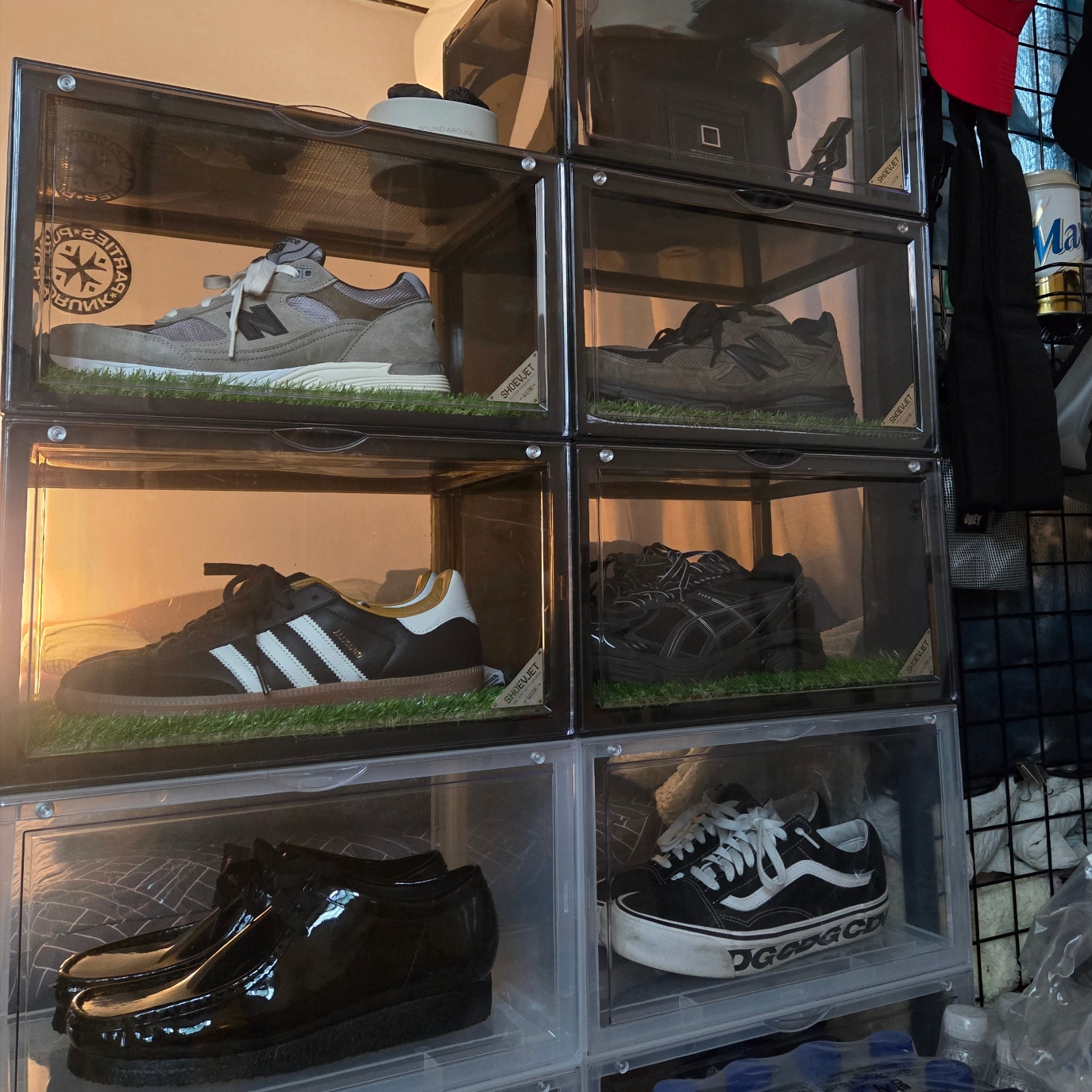 Adidas x JJJJound Samba OG Core Black Off White, New Balance x JJJJound 990v3 Brown Black 착용 스타일 - 2