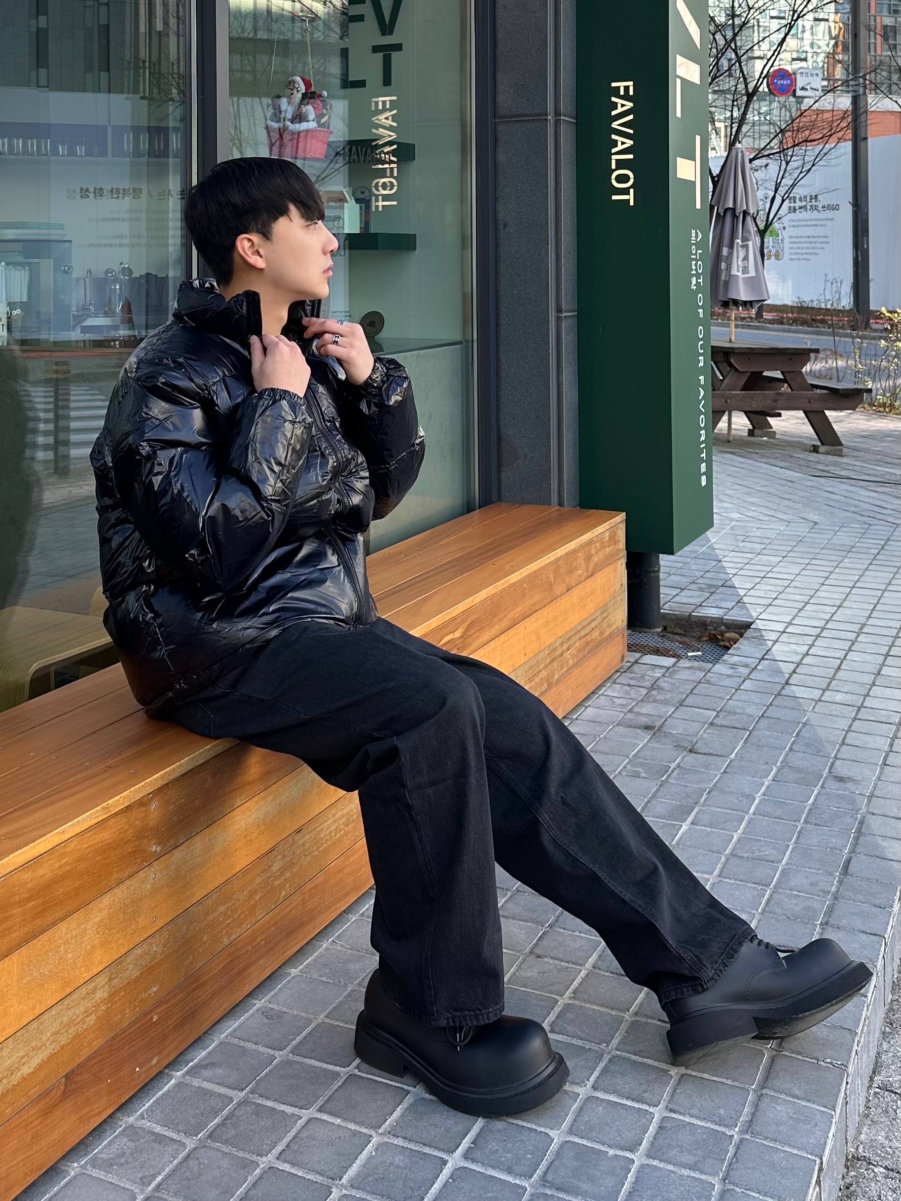 Balenciaga Steroid Derby Black 착용 스타일 - 1