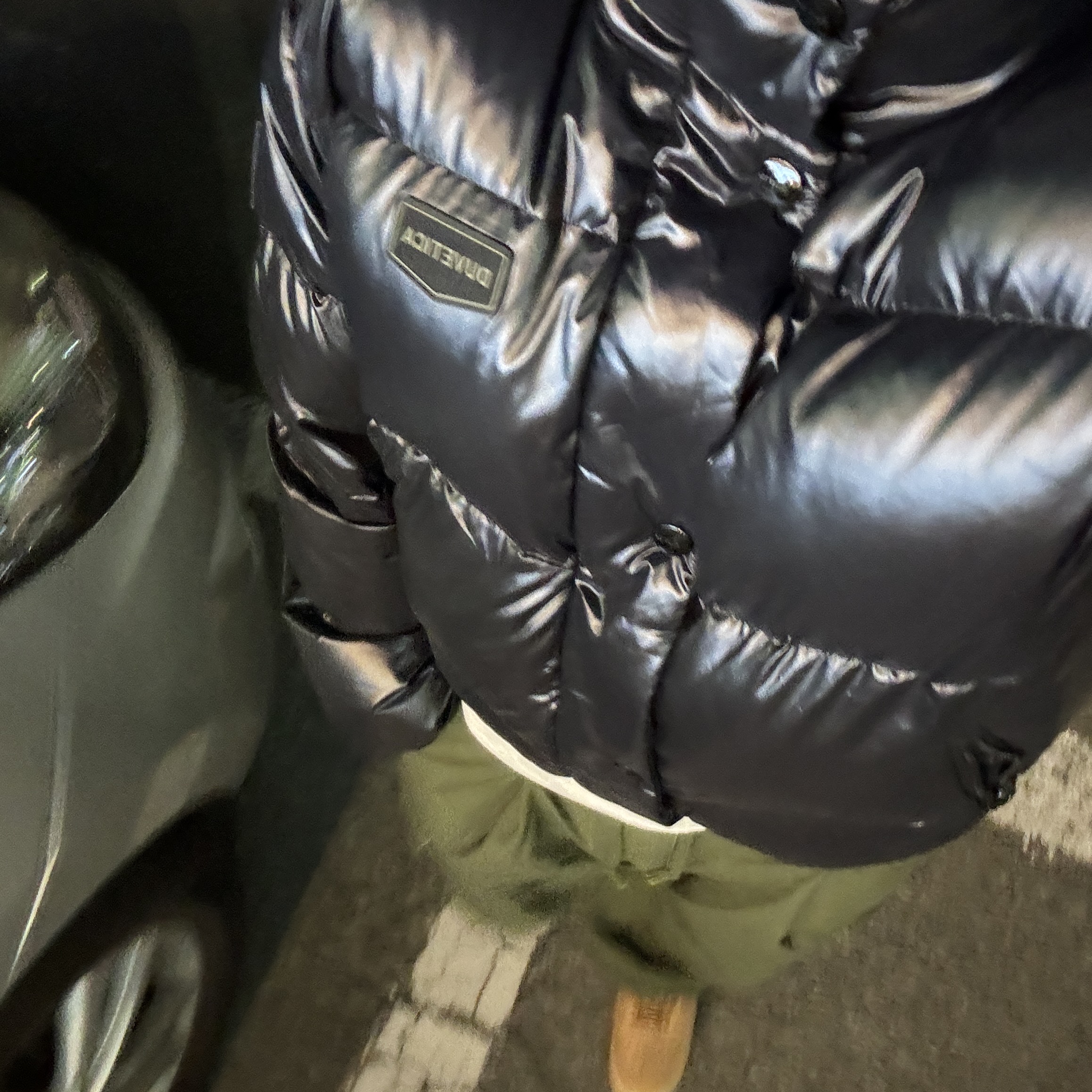 Duvetica Dima Down Jacket Black, Nike Air Force 1 '07 WB Flax 착용 스타일
