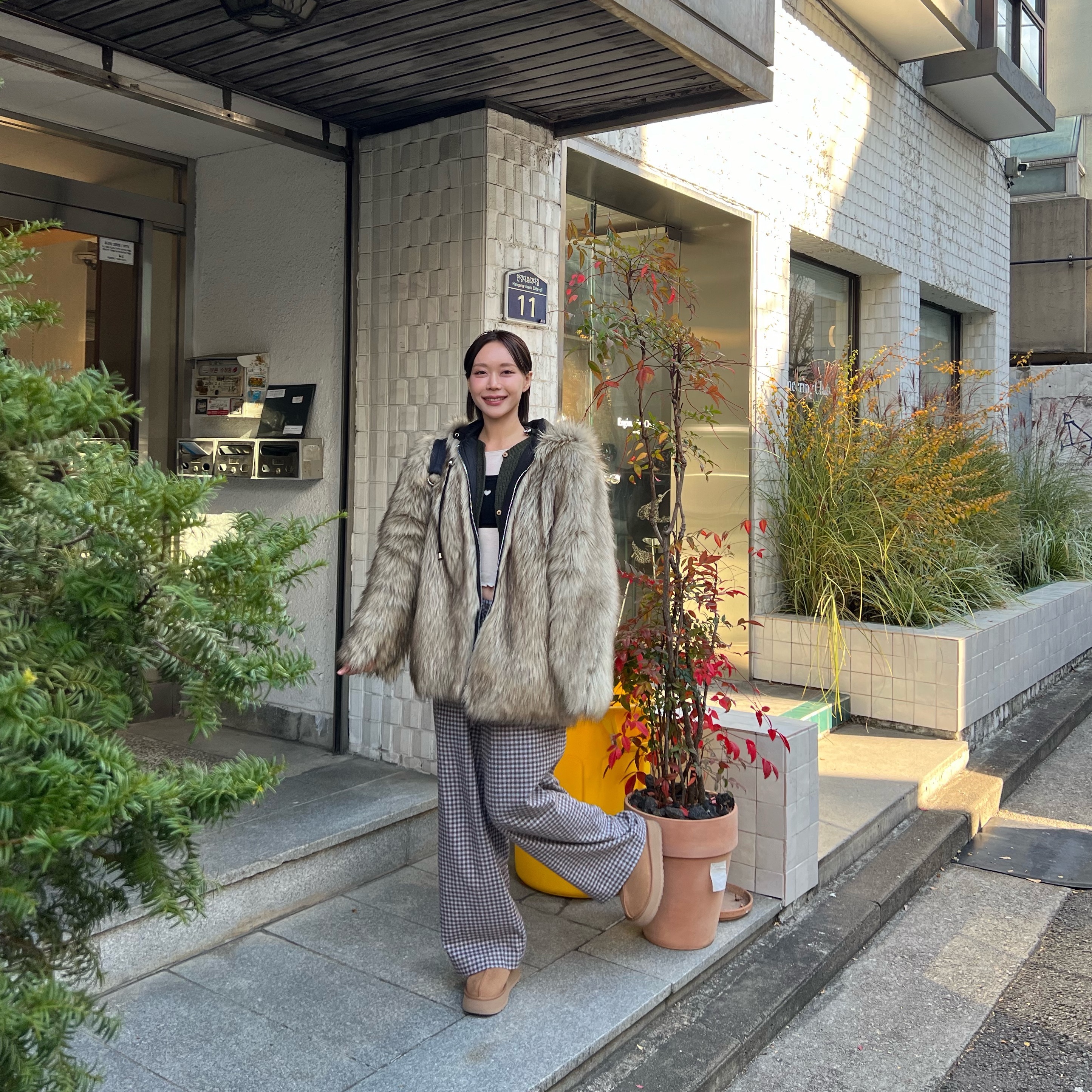 Paloma Wool Big Dry Large Versatile Bag Navy, Baserange Women Mea Cardigan Foret - 24FW 착용 스타일 - 2