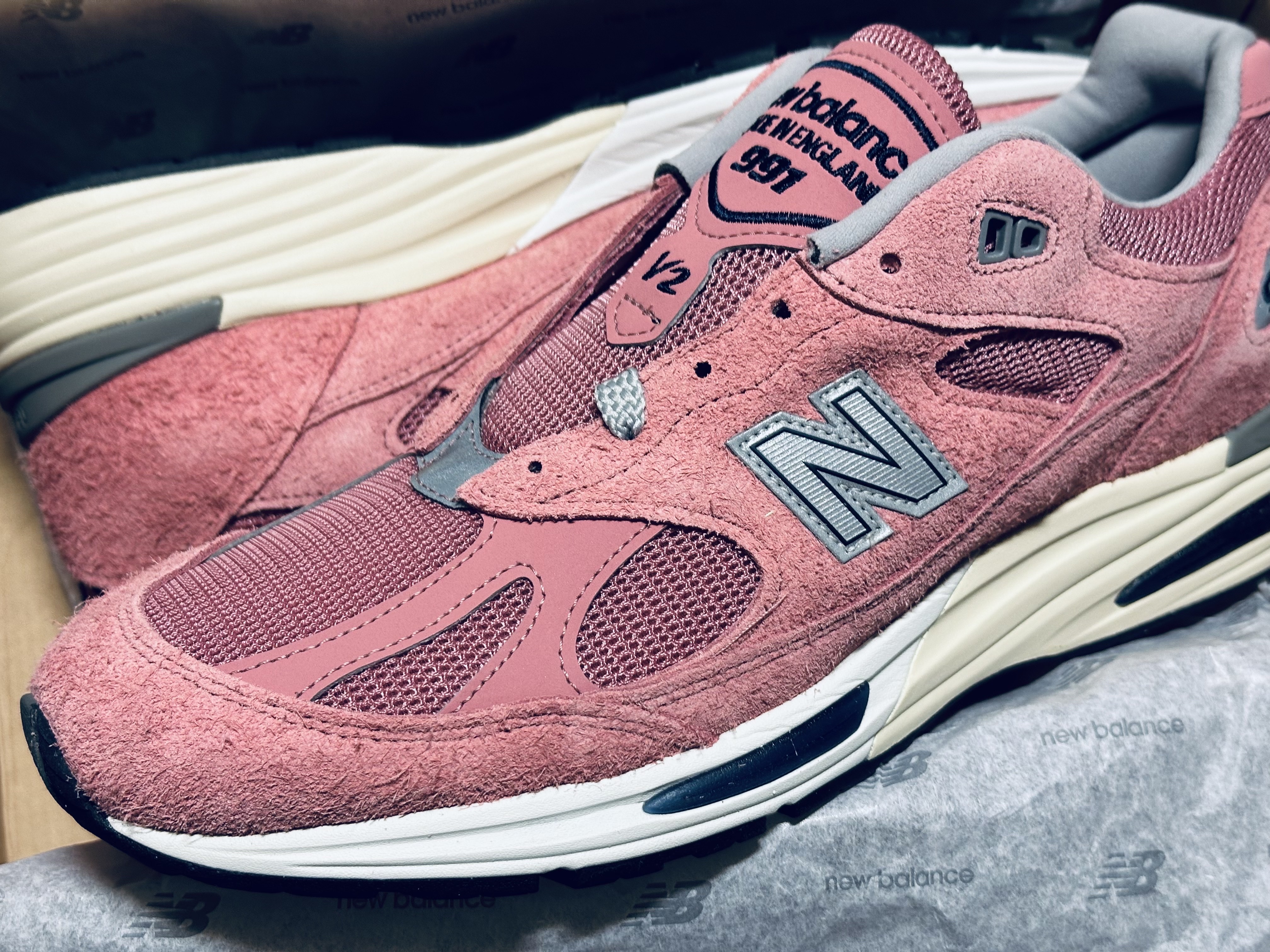 New Balance 991v2 Made in UK Brandied Apricot 착용 스타일 - 2
