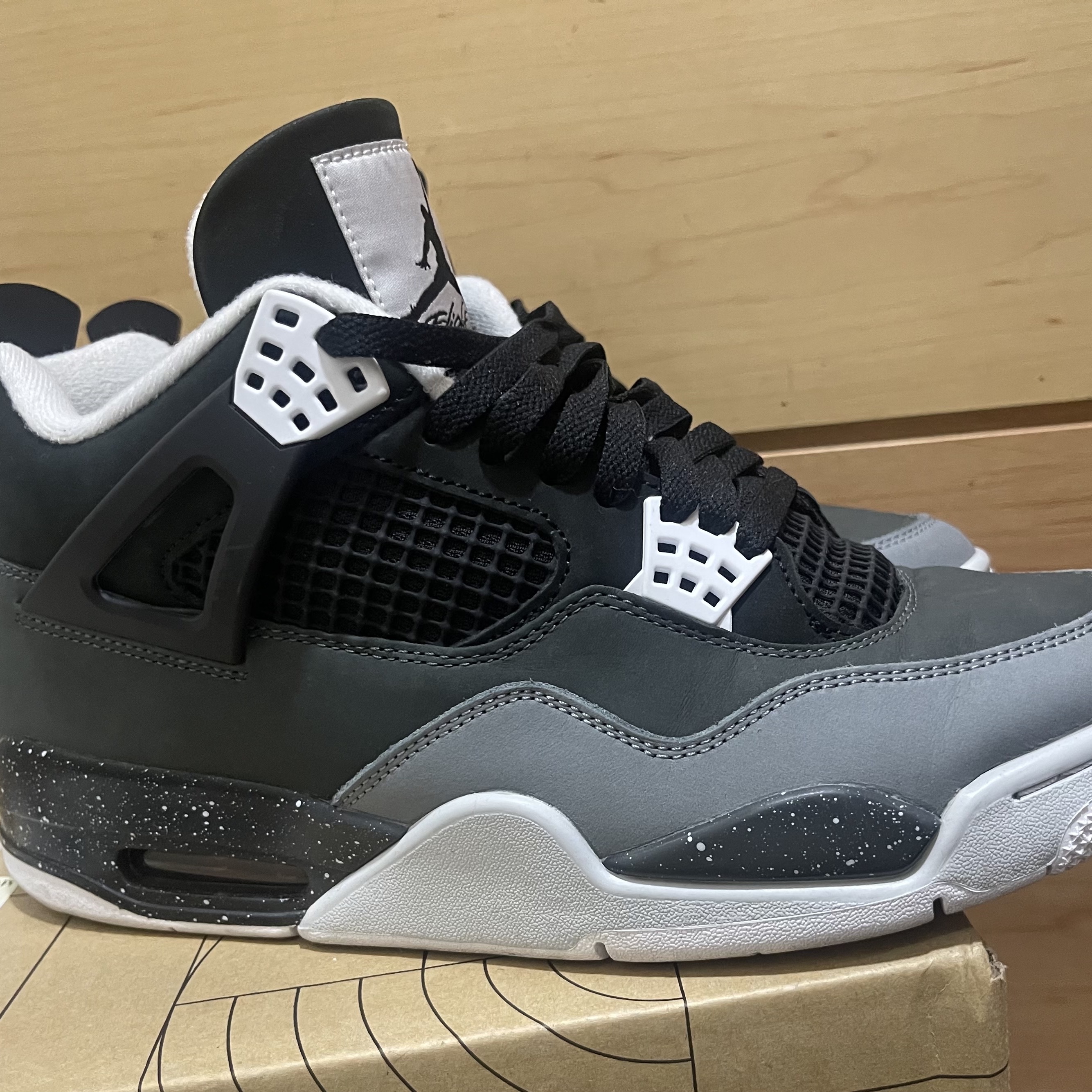 Jordan 4 Retro Fear 2024 착용 스타일