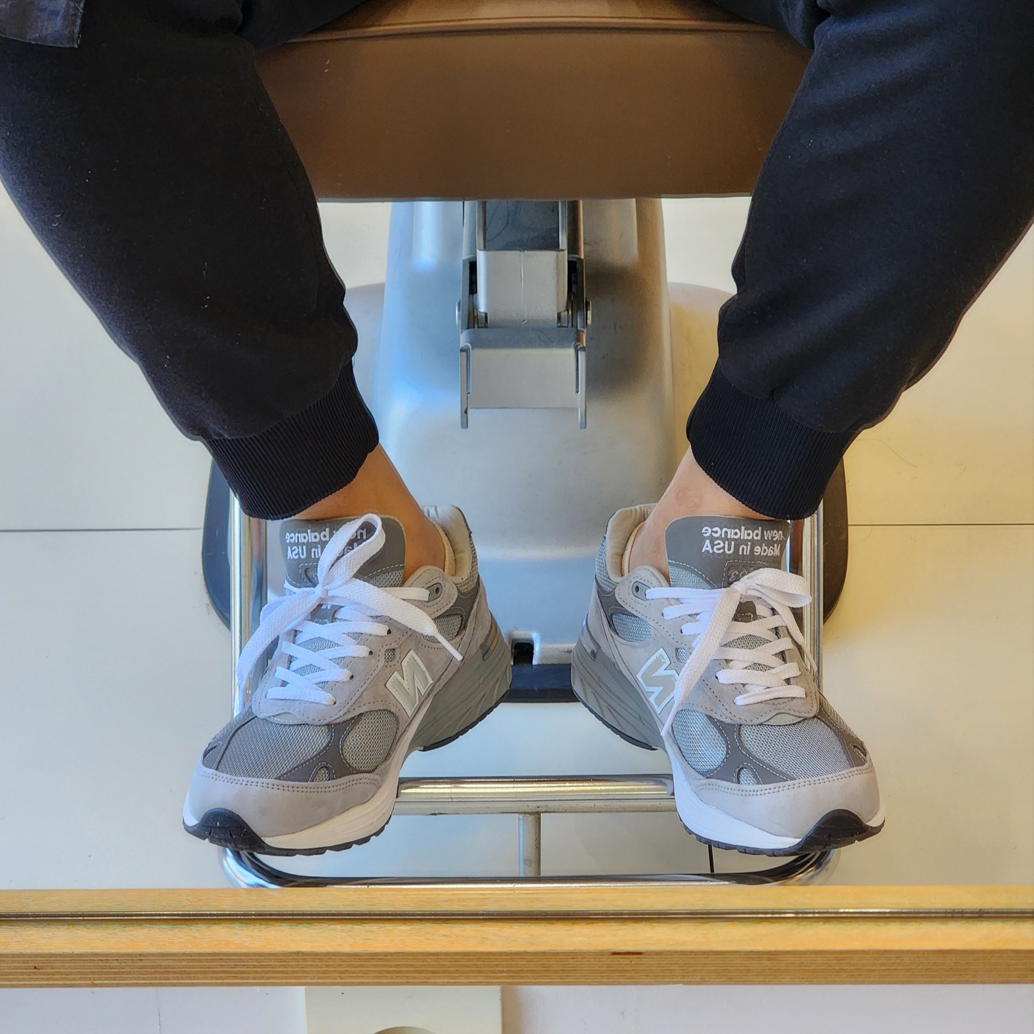 New Balance 993 Made in USA Grey - D Standard 착용 스타일