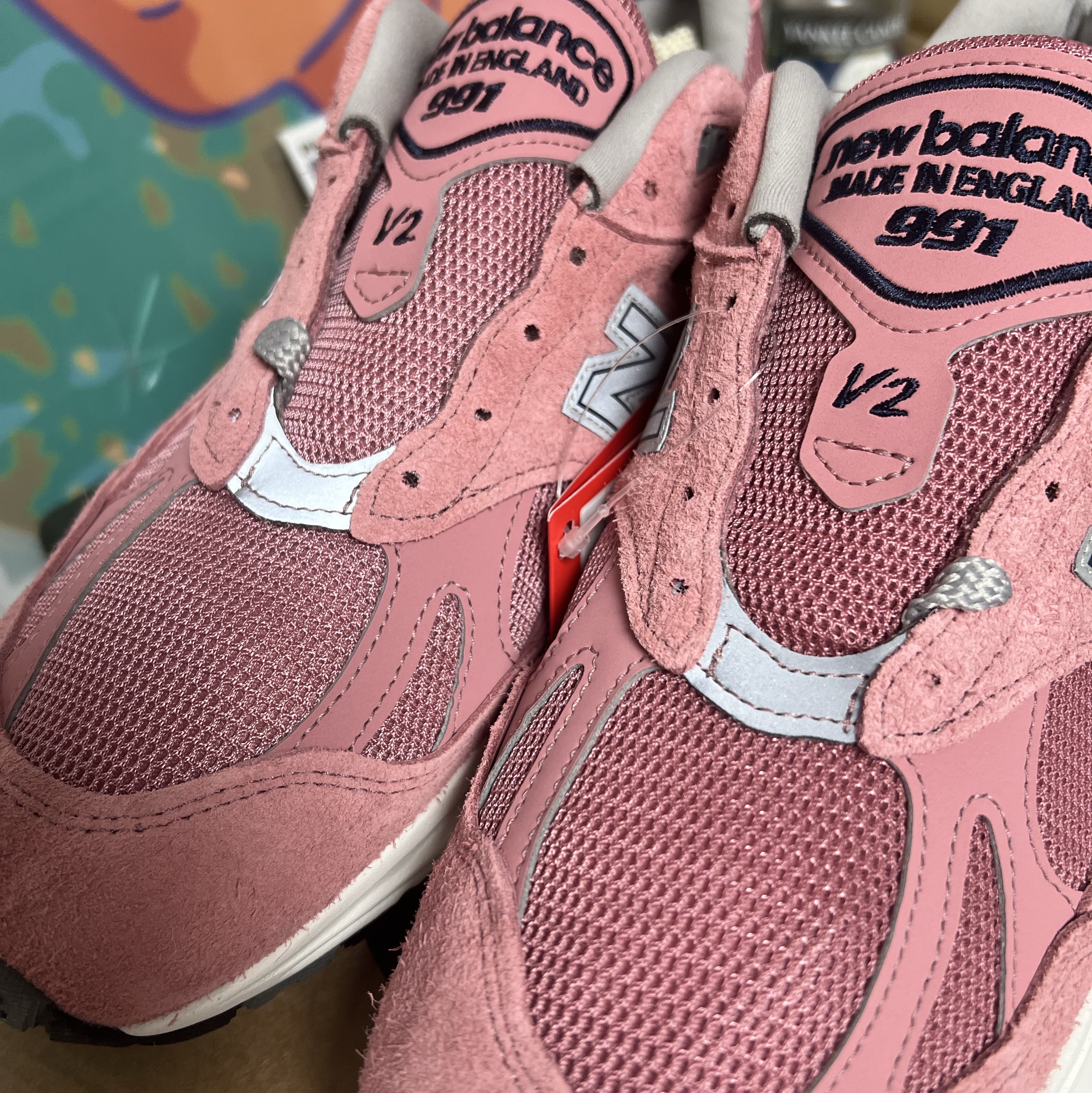 New Balance 991v2 Made in UK Brandied Apricot 착용 스타일 - 1