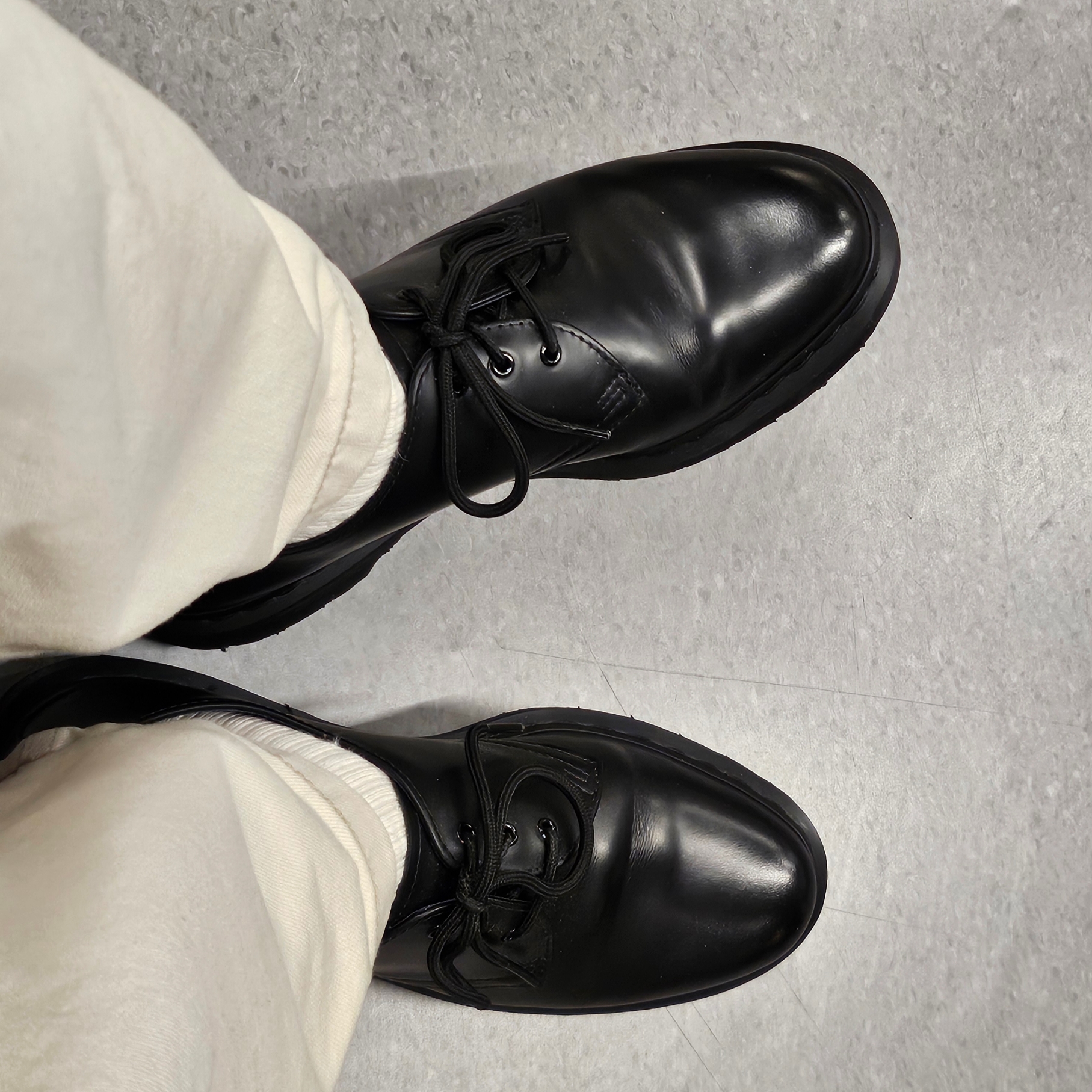 Dr. Martens 1461 Mono Black 착용 스타일