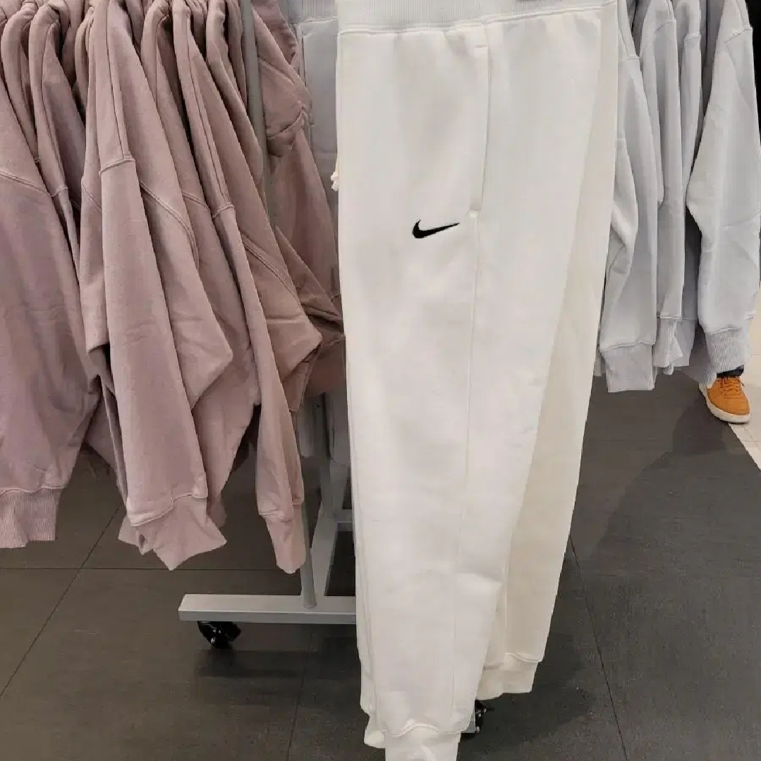 (W) Nike NSW Phoenix Fleece High-Waisted Joggers Sail - Asia 착용 스타일