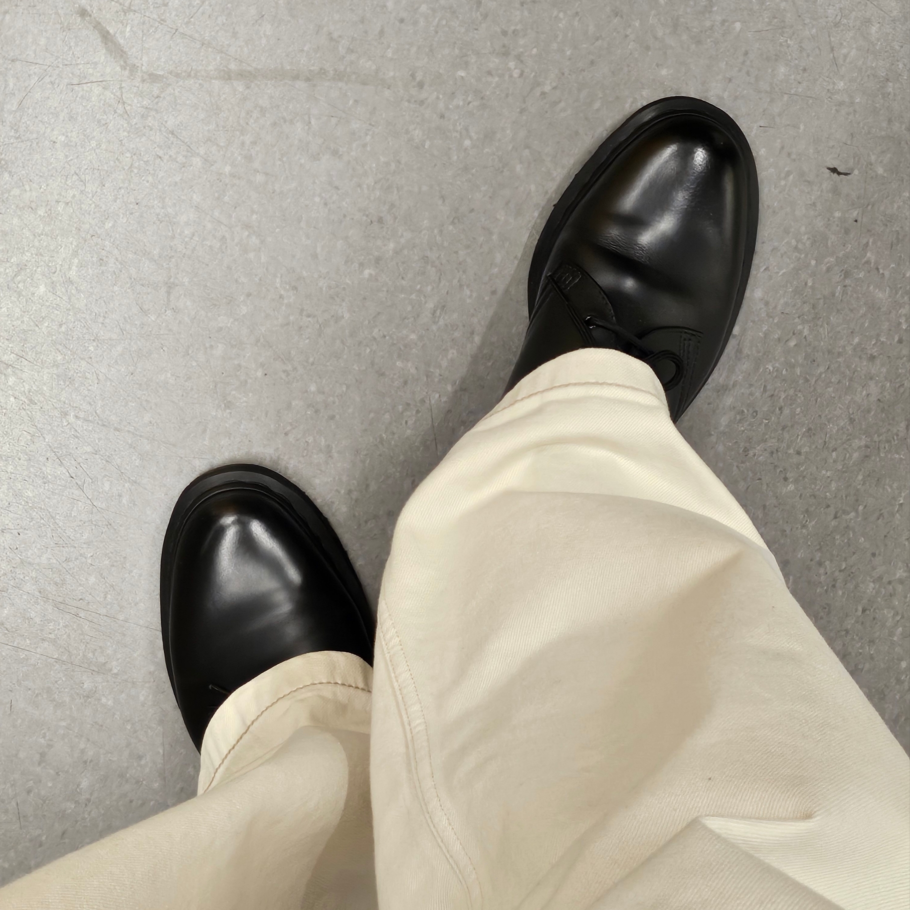 Dr. Martens 1461 Mono Black 착용 스타일