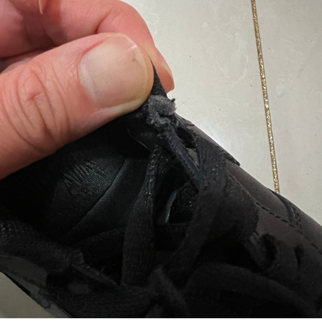 Nike Air Force 1 '07 Low Triple Black 착용 스타일 - 2