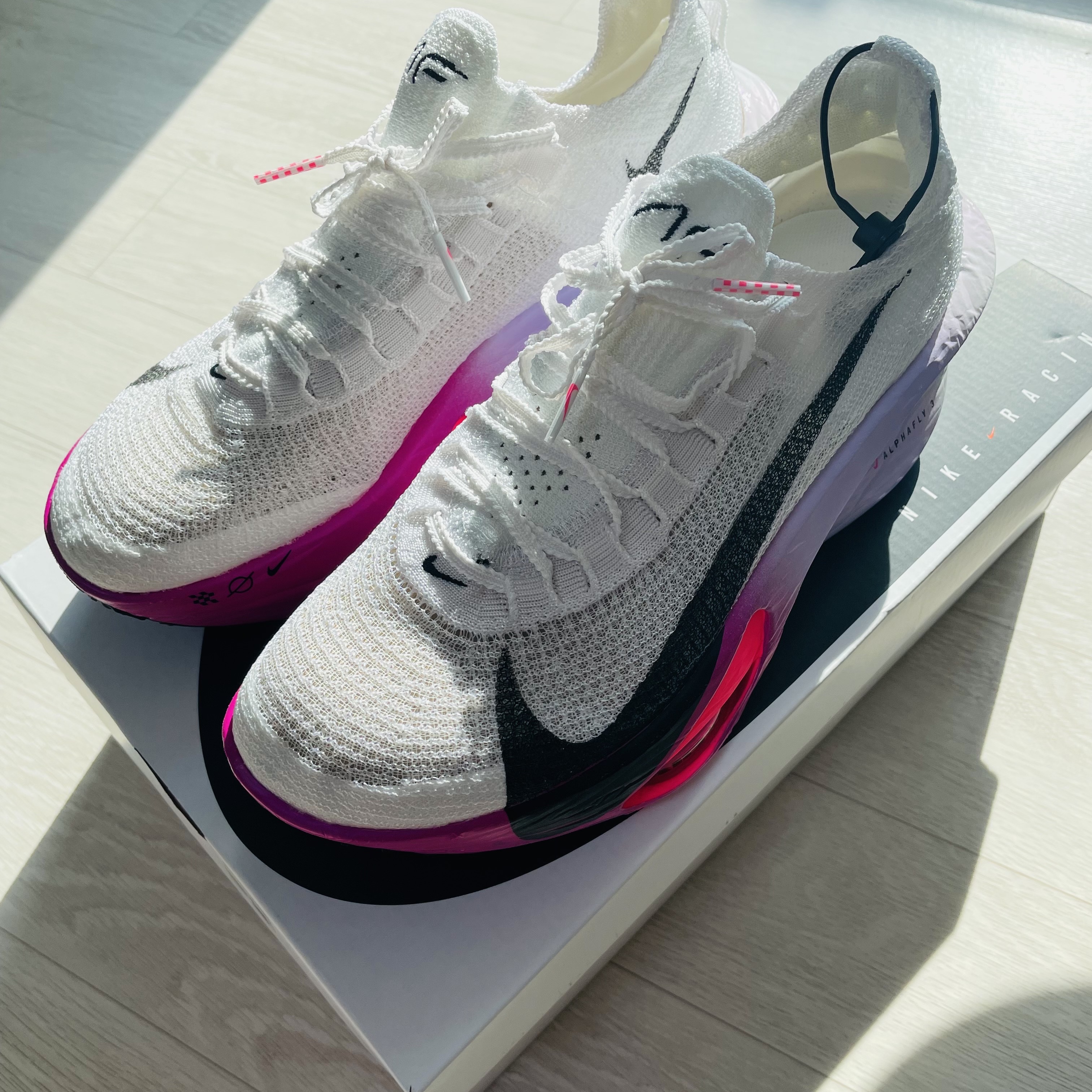 Nike Air Zoom Alphafly Next% 3 Hyper Pink 착용 스타일 - 4