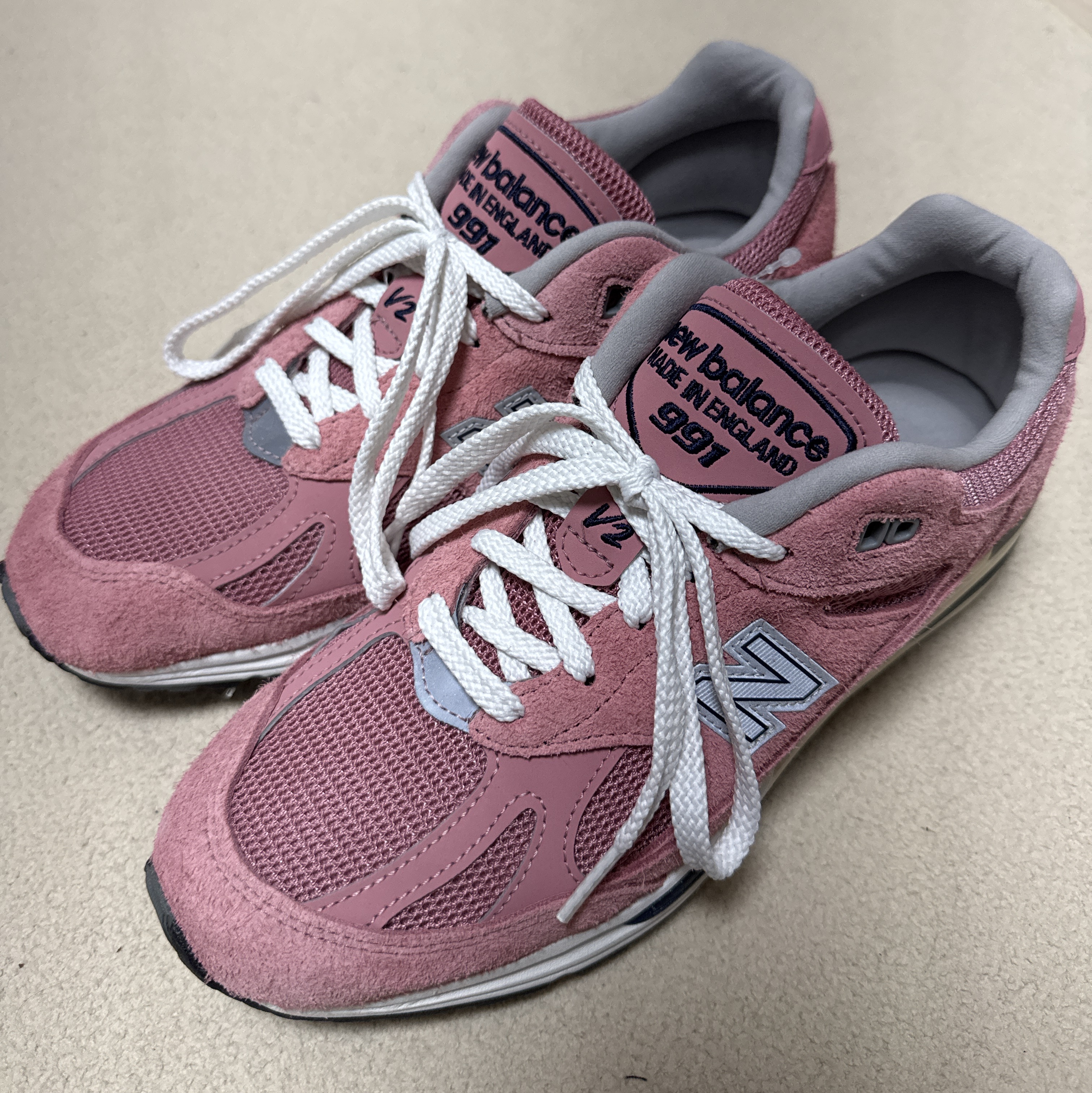New Balance 991v2 Made in UK Brandied Apricot 착용 스타일