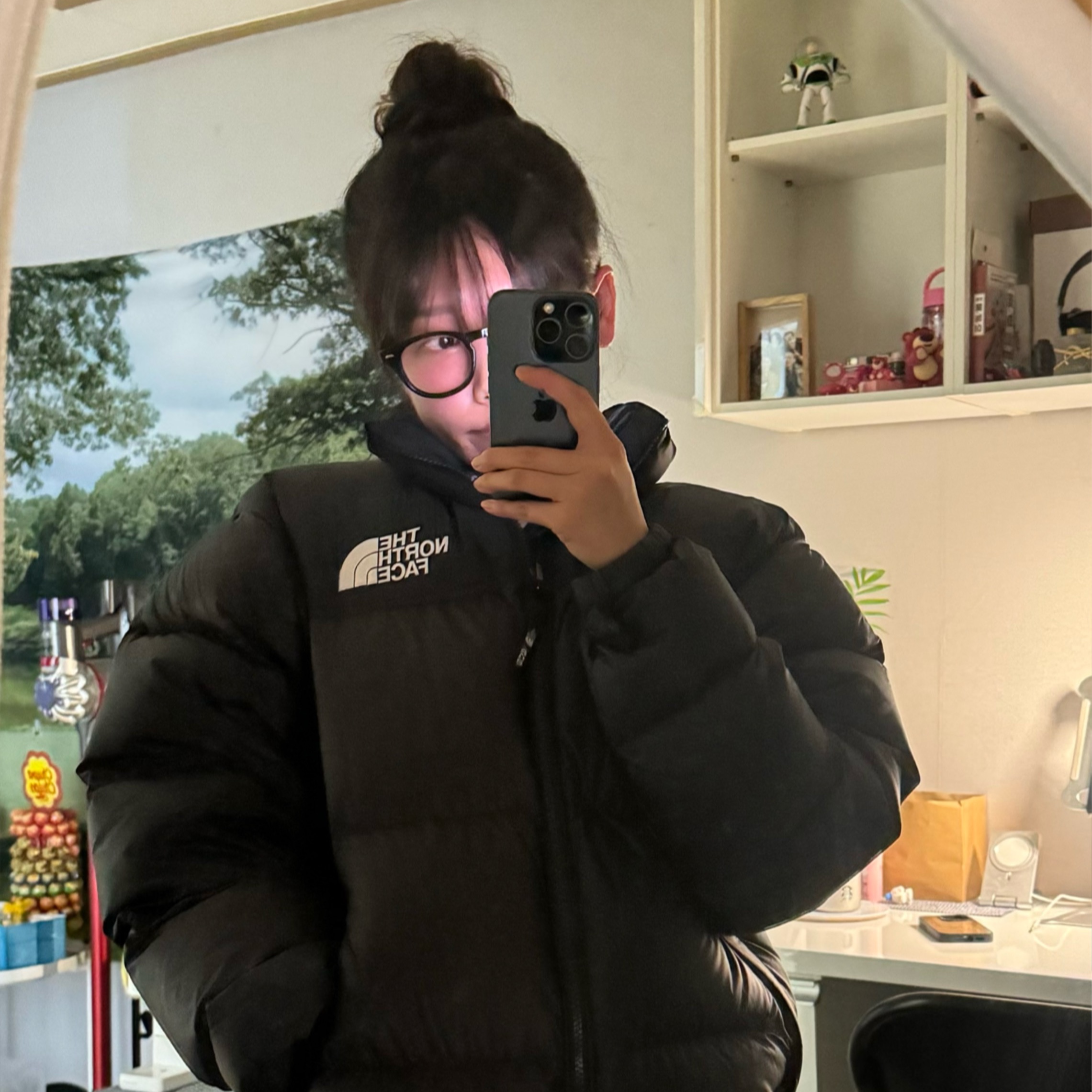 The North Face 1996 Eco Nuptse Jacket Black 착용 스타일
