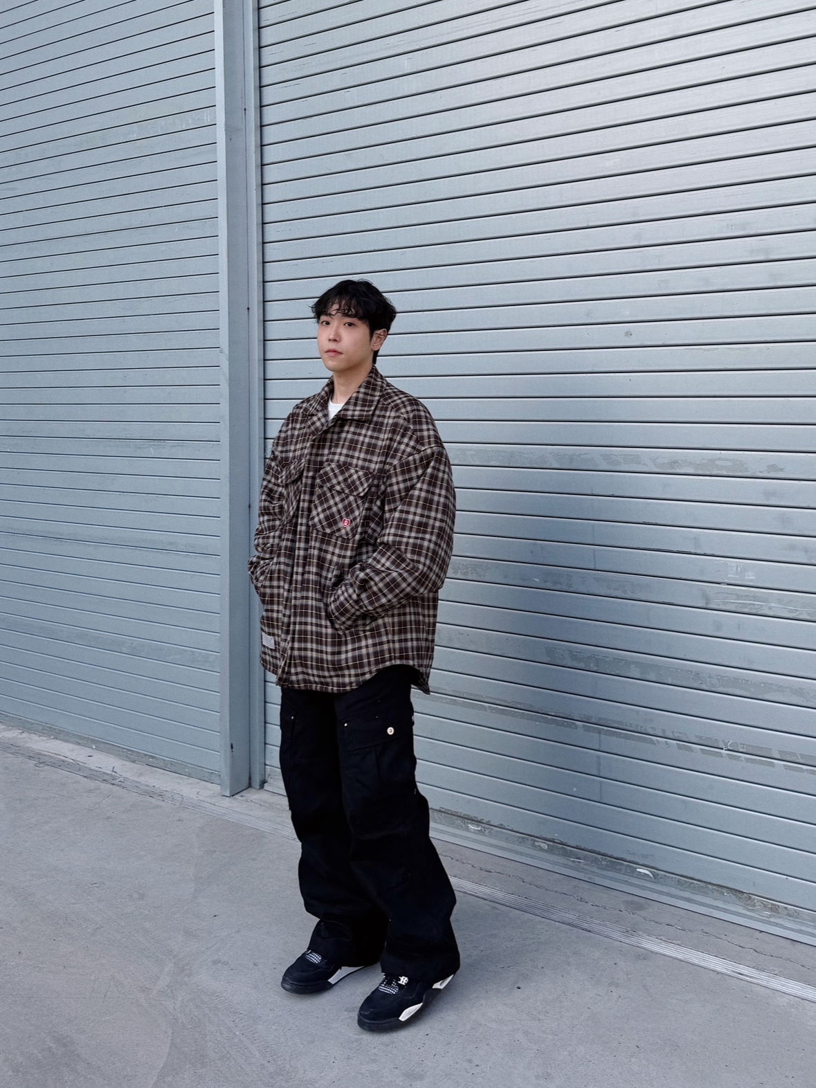 Vacant Archive Unisex Nova Carpenter Pants Black, Vacant Archive Unisex Wayen Military Cargo Pants Black 착용 스타일 - 3