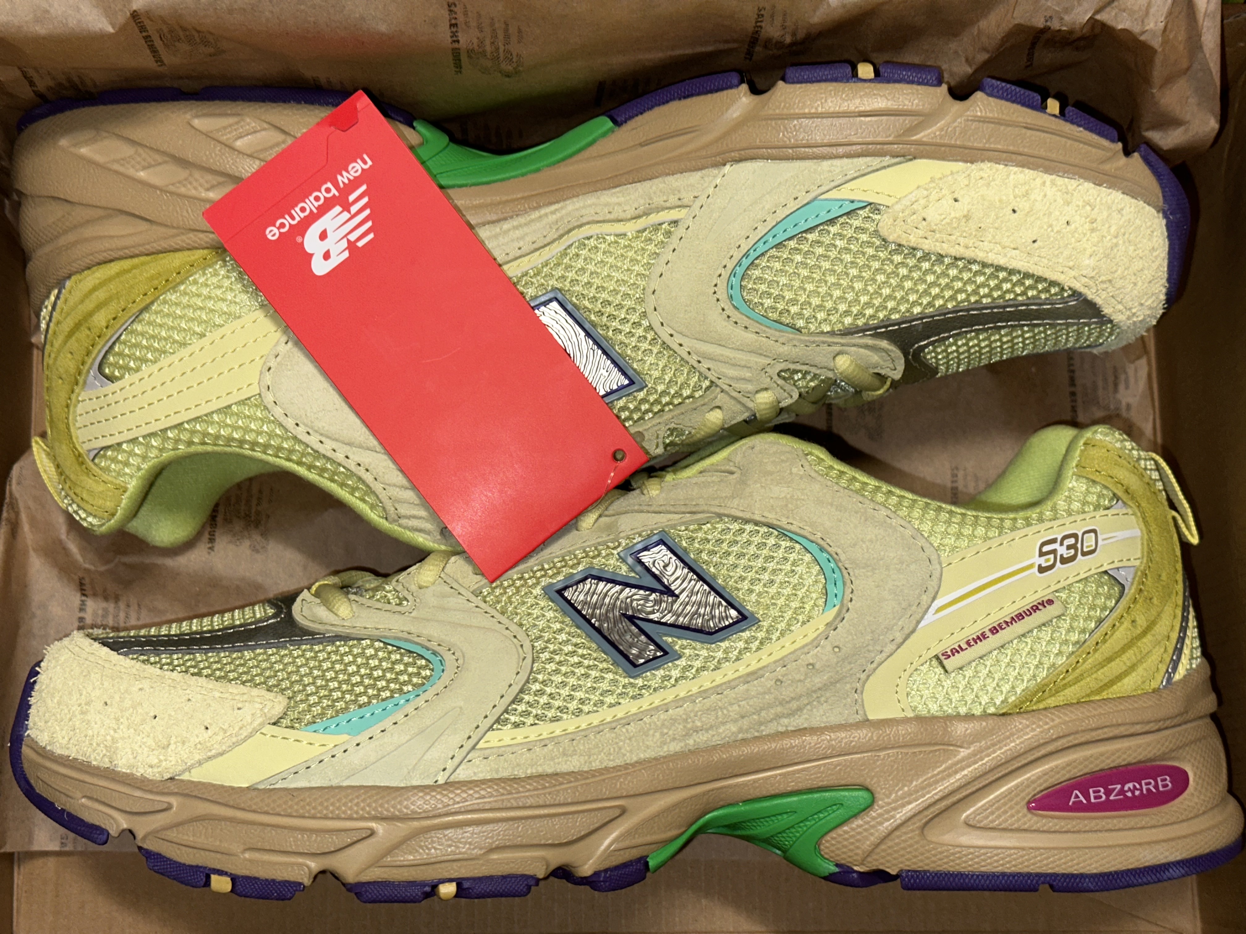 New Balance x Salehe Bembury 530 Dusty Yellow Celery Green 착용 스타일