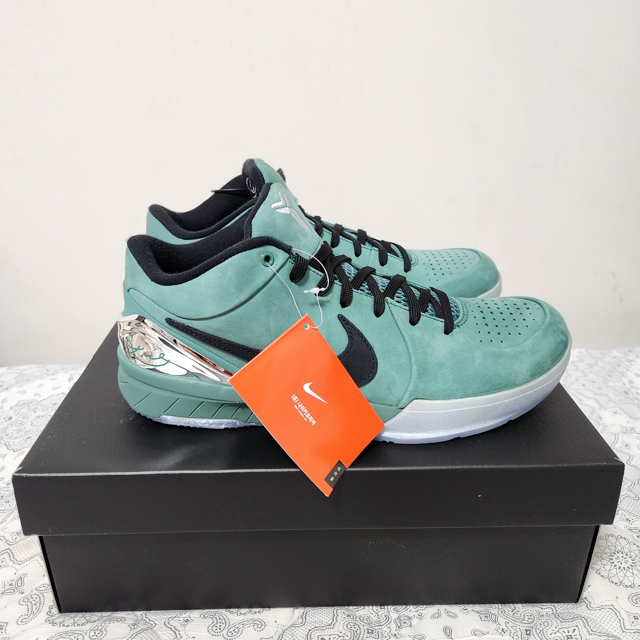 Nike Kobe 4 Protro Girl Dad 착용 스타일 - 3