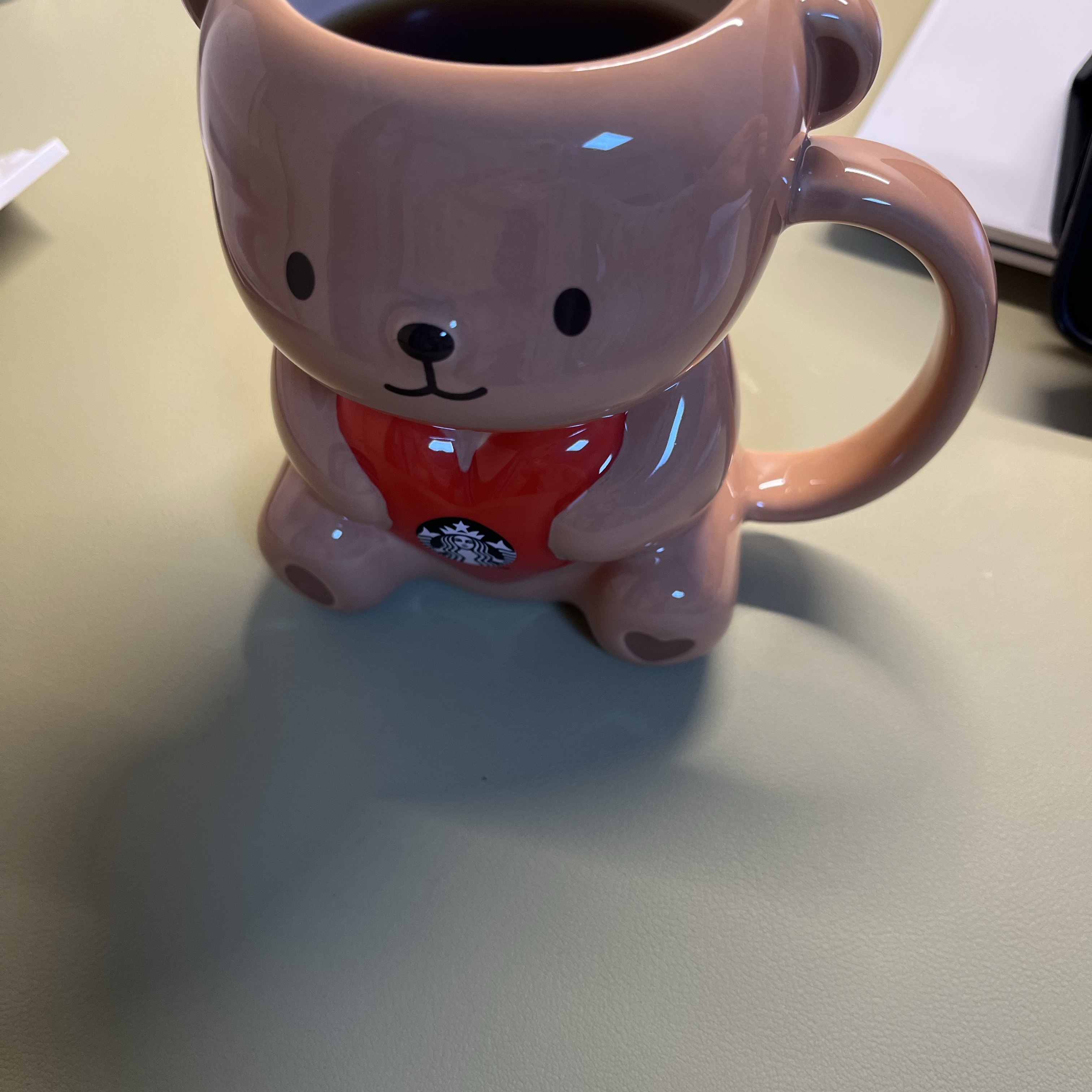 Starbucks Be Mine Bear Mug 355ml 착용 스타일