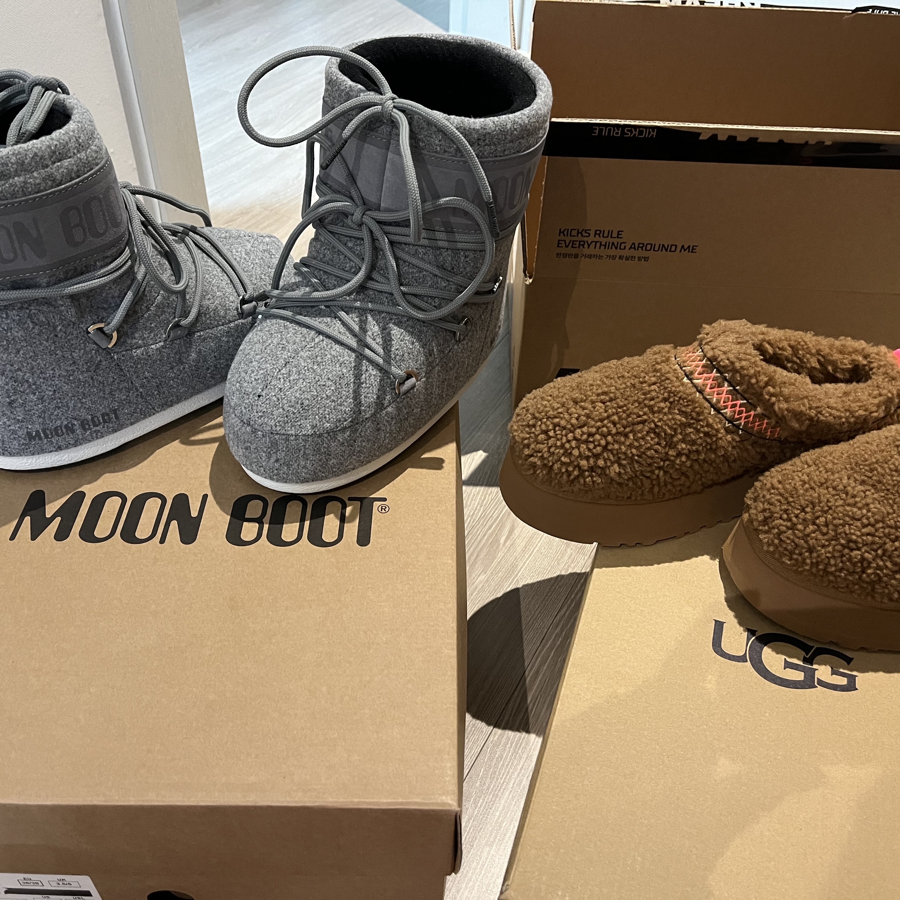 (W) UGG Tazz Braid Hardwood 착용 스타일 - 1