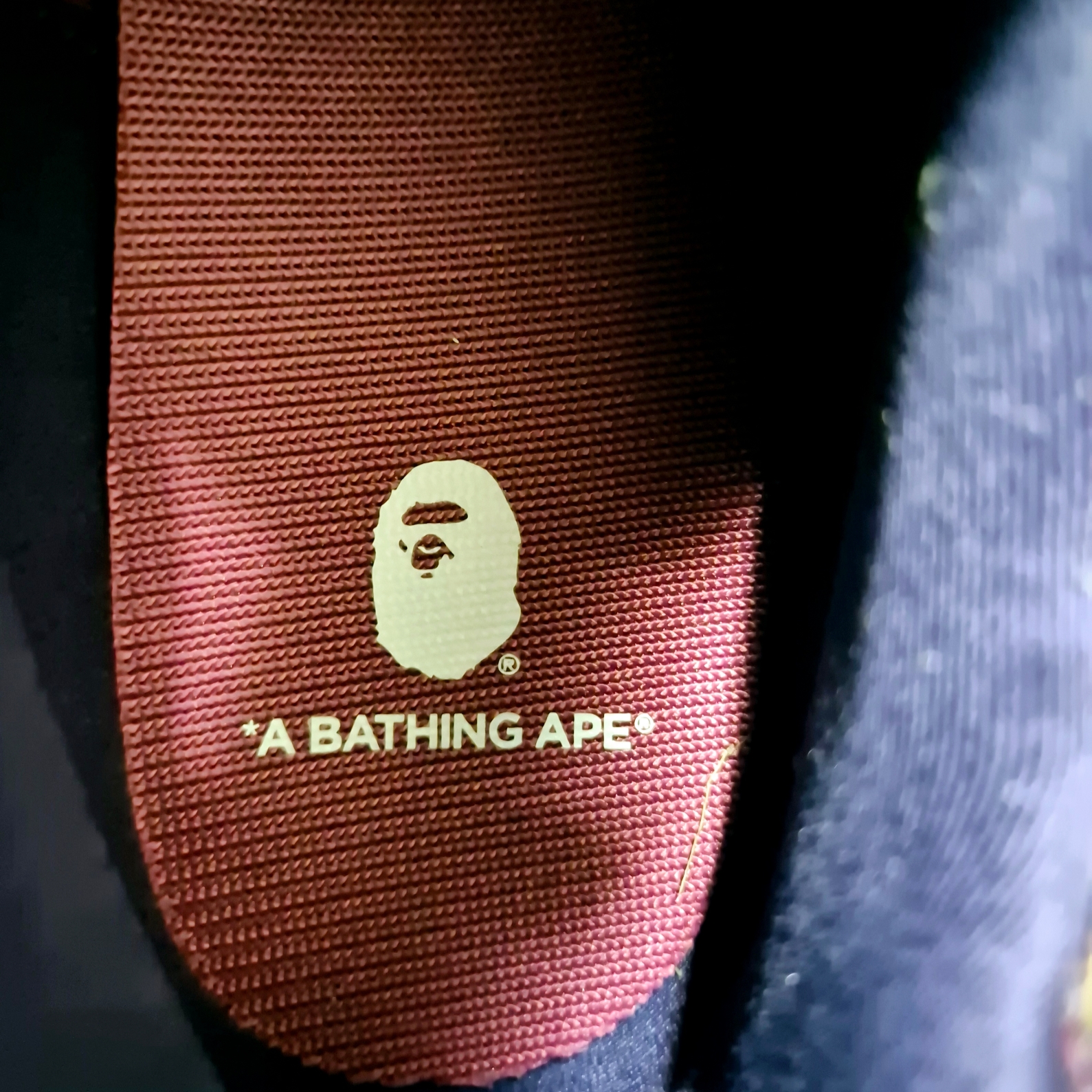 Adidas x BAPE Orketro Dark Purple Cloud White 착용 스타일 - 6