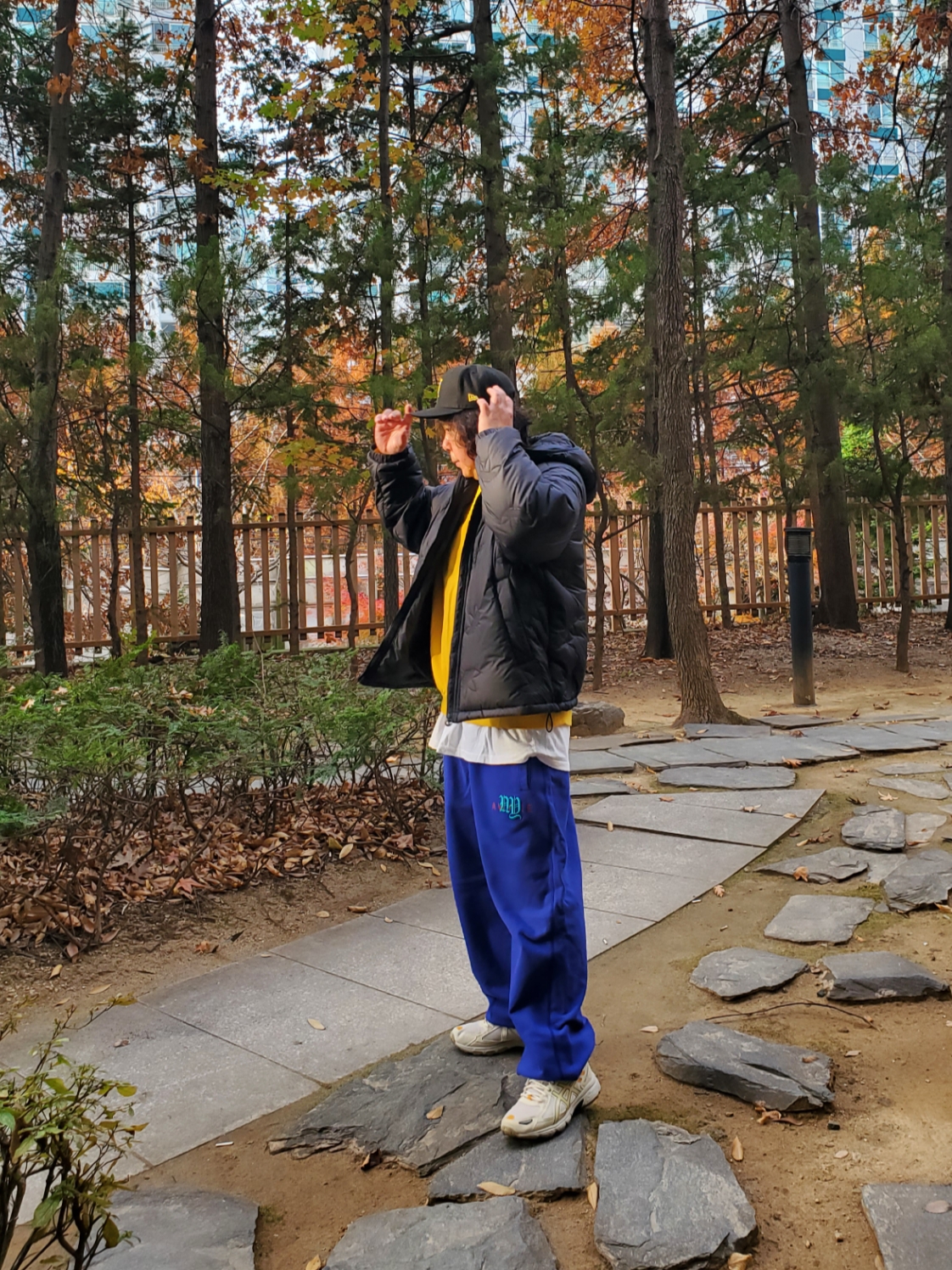 Asics Gel-Venture 6 SPS Smoke Grey Birch 착용 스타일 - 2