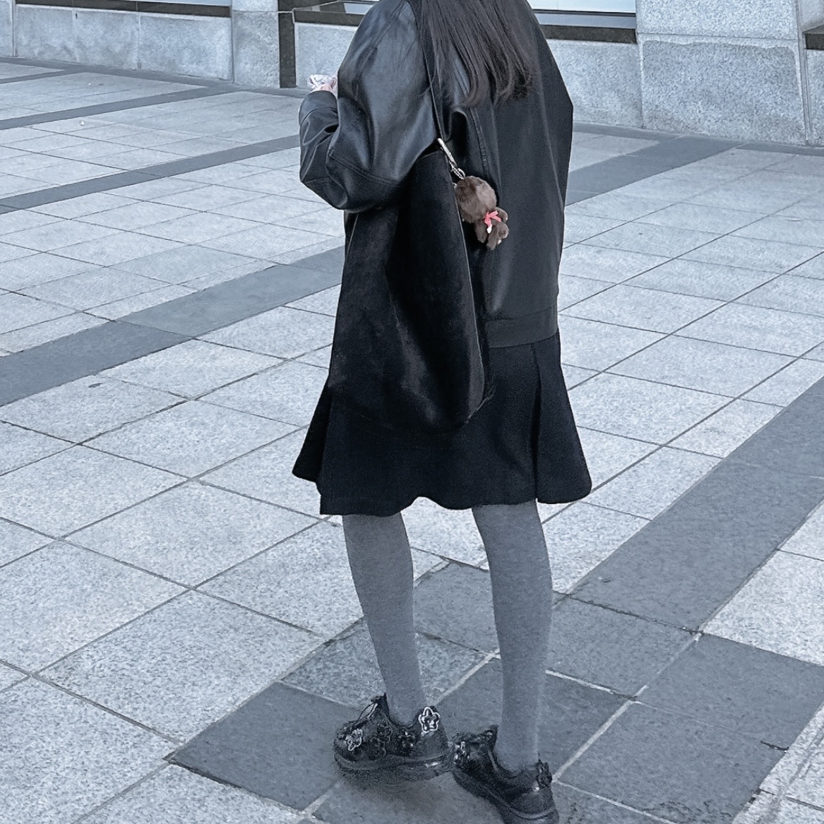 Asics x Cecilie Bahnsen Gel-Terrain Black 착용 스타일 - 1