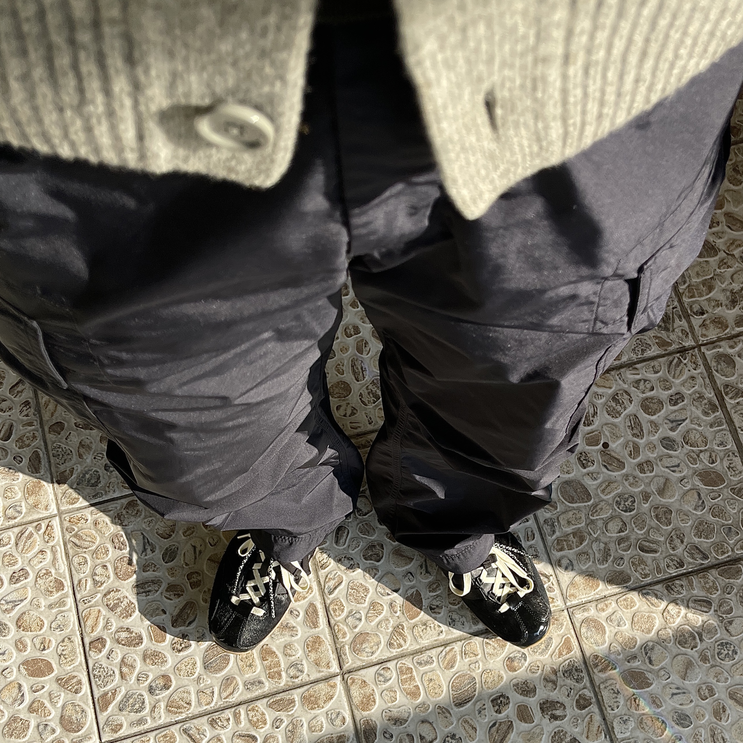 Adidas x Song for the Mute Country OG Core Black Cream White 착용 스타일