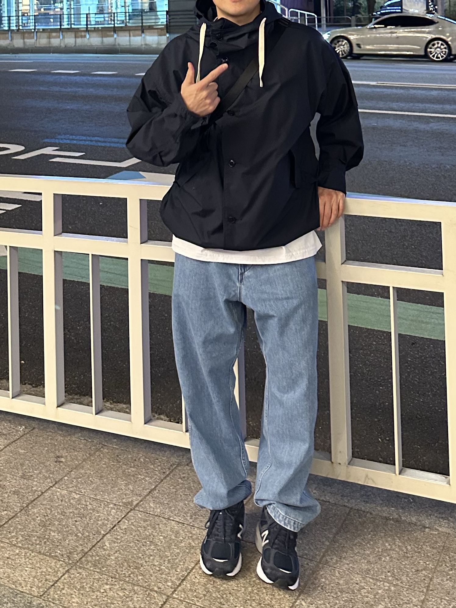 Nanamica Hooded Jacket Navy, New Balance 990v5 Made in USA Navy - D Standard 착용 스타일