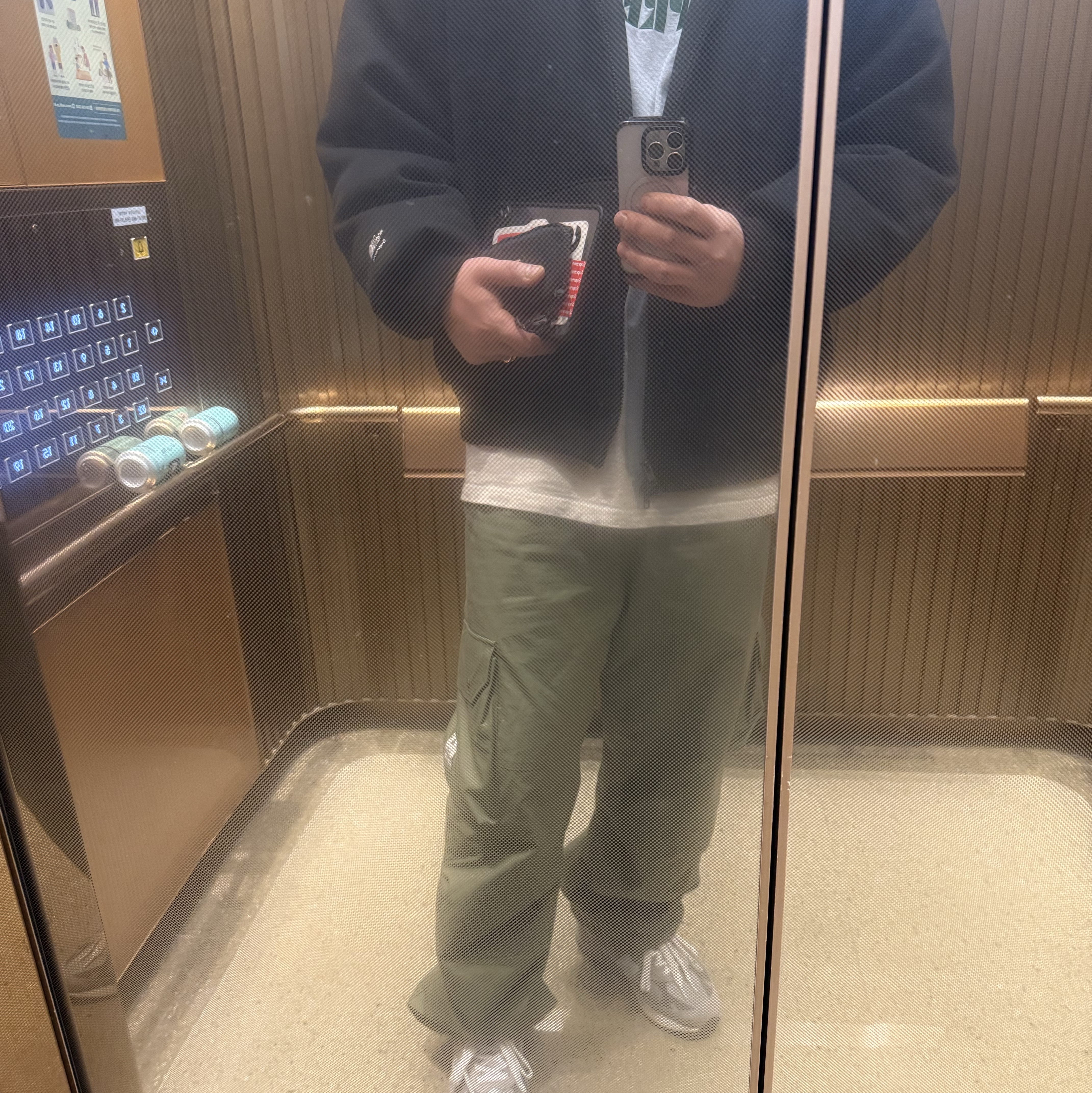 Supreme x The North Face Down Zip Up Hooded Sweatshirt Black - 24FW, New Balance 993 Made in USA Grey - D Standard 착용 스타일