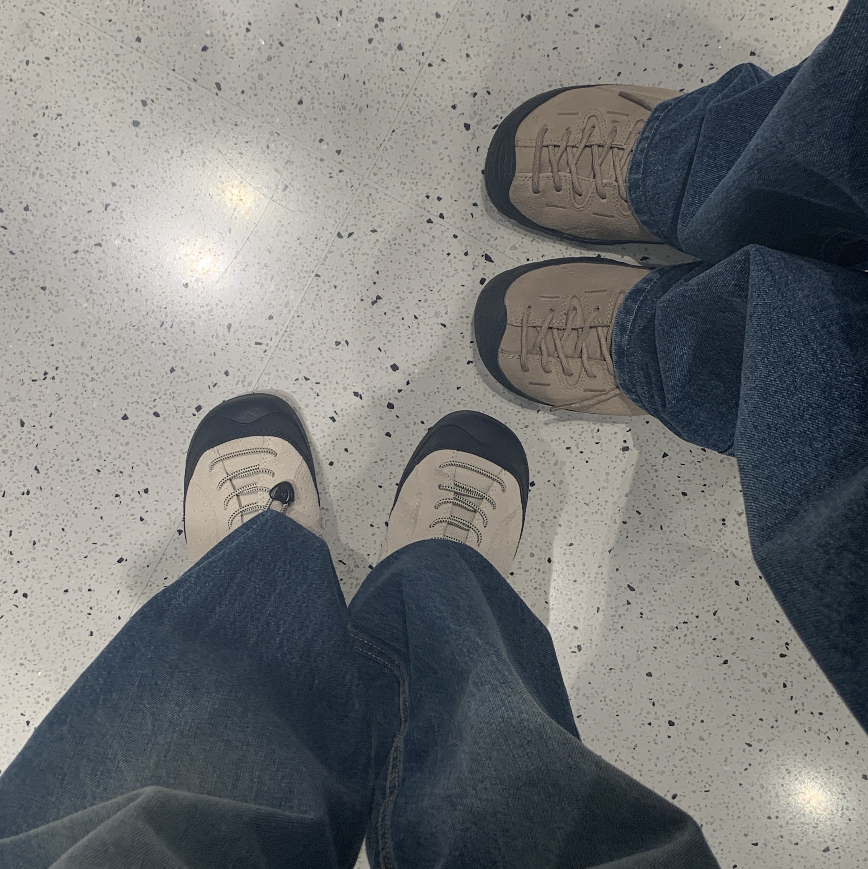 (W) Keen Jasper Rocks SP Sneaker Birch Black 착용 스타일