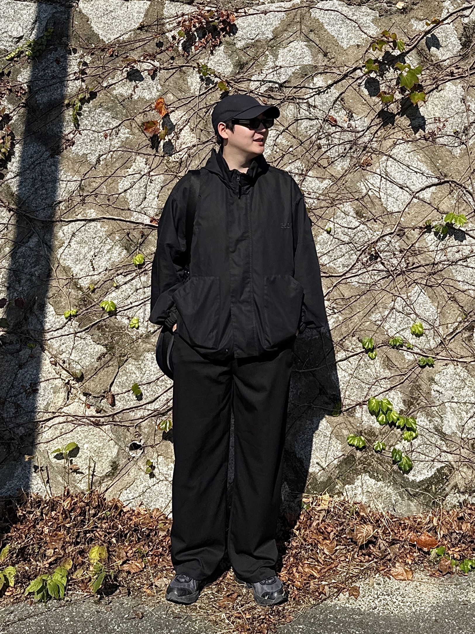 On Running Lightweight Cap Black, Polyteru Human Index Human Loosed Half Zip Knit Gray 착용 스타일 - 2