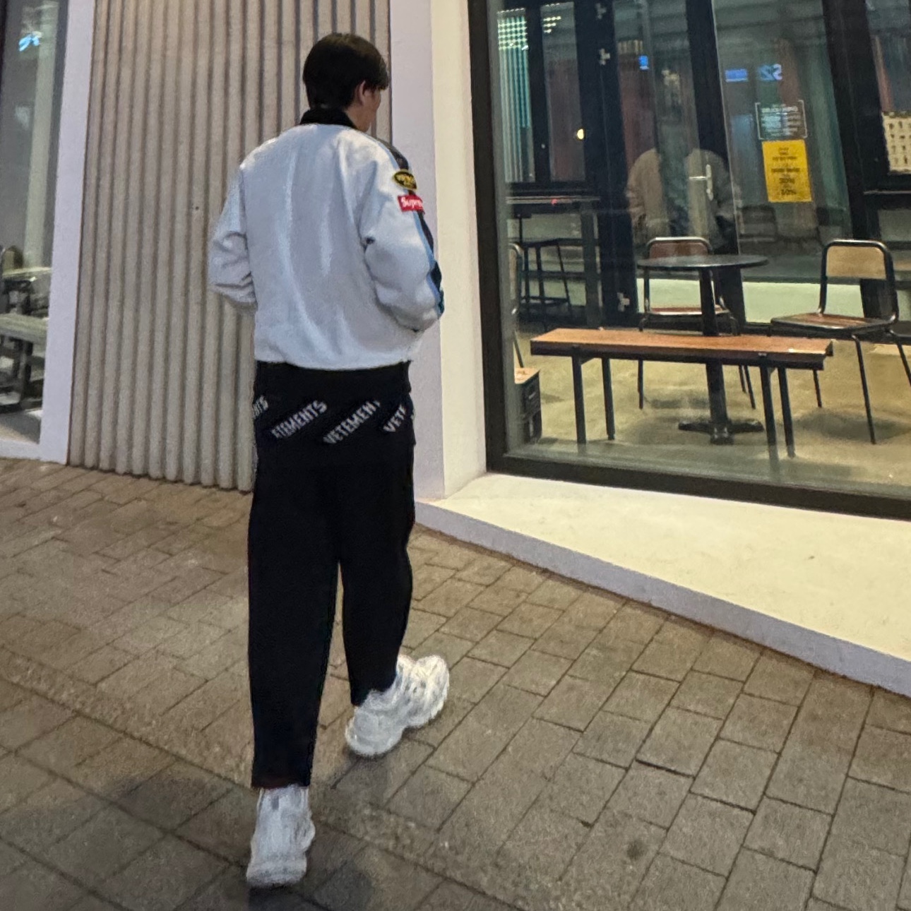 Balenciaga Track.2 Sneakers White, Homme Plisse Issey Miyake MC August Pants Black 착용 스타일