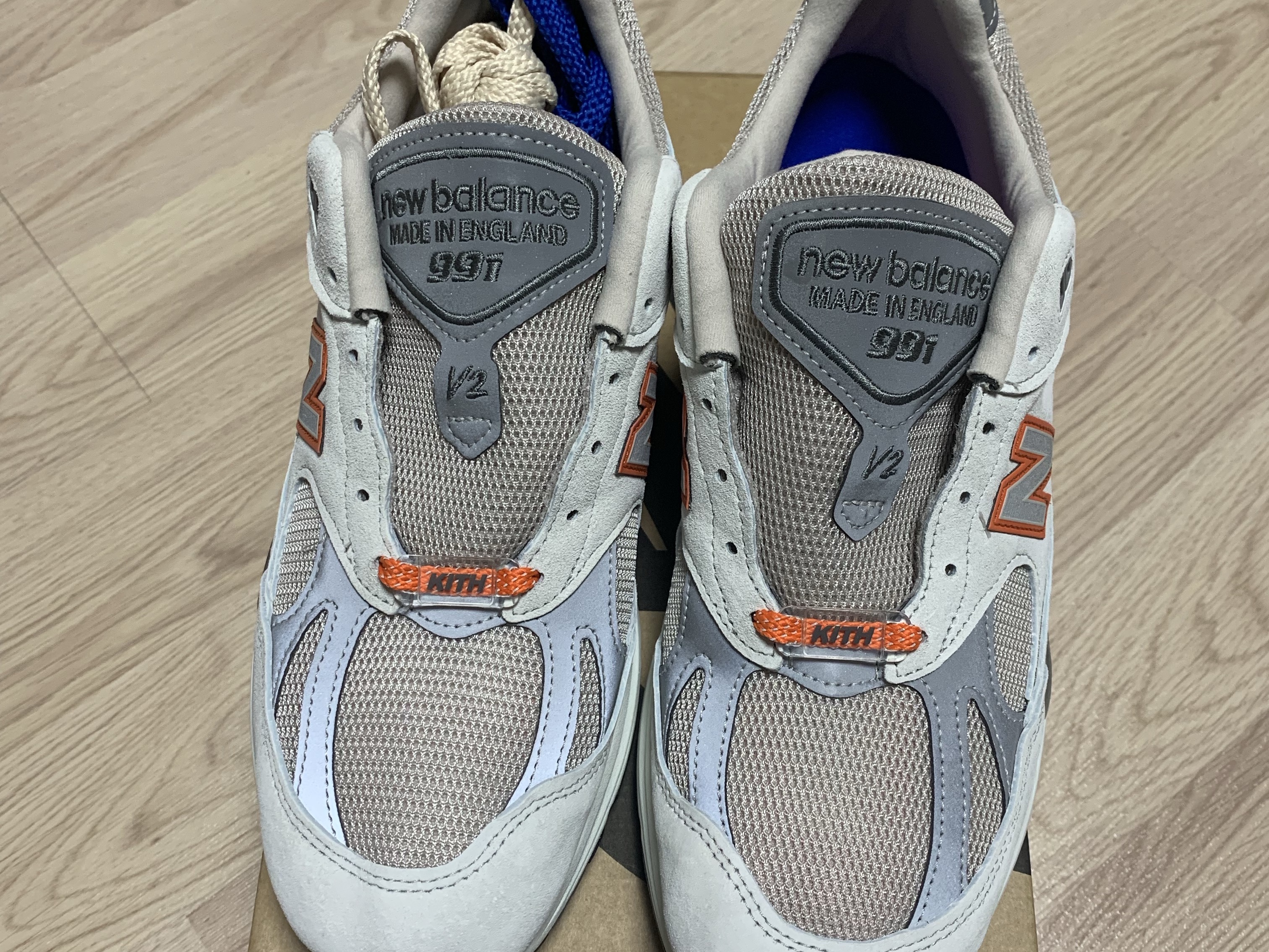 New Balance x Kith x Madison Square Garden 991v2 Made in UK Antarctica Ancient Scroll - D Standard 착용 스타일 - 3