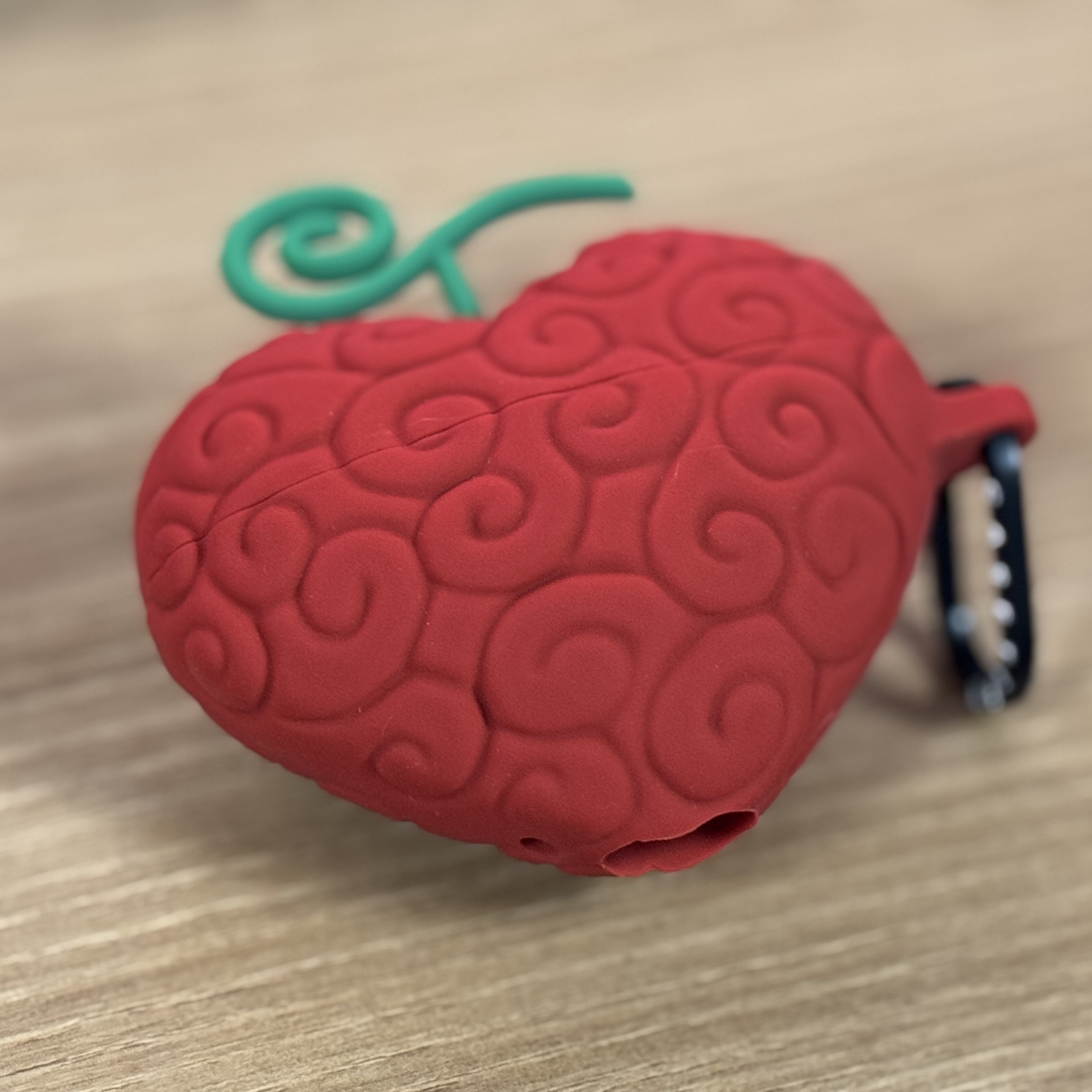 Casetify x One Piece Op Op Fruit Collectible Airpods Pro 1st/2nd Gen Case 착용 스타일