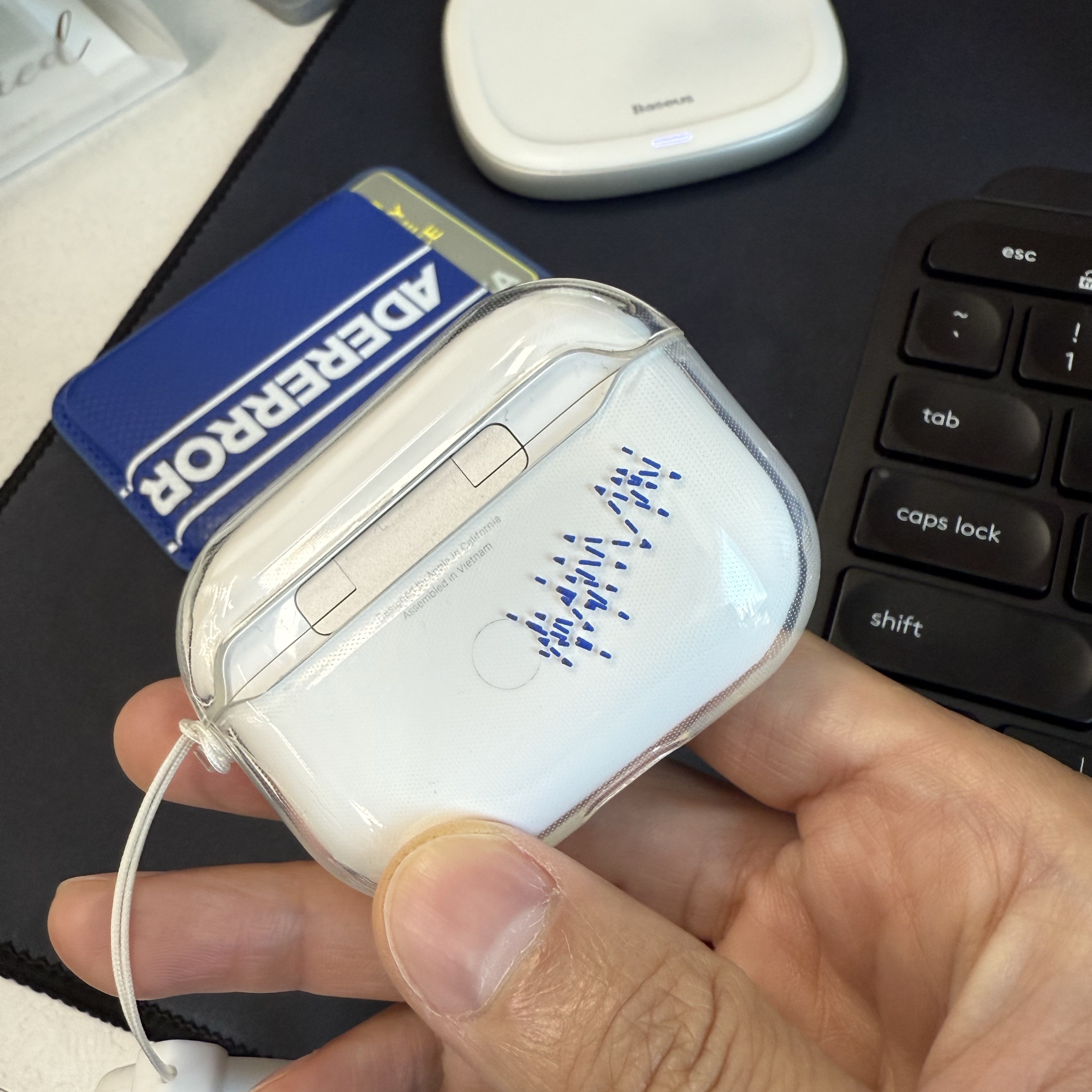 Ader Error Twin Heart AirPods Pro Case Clear 착용 스타일 - 2