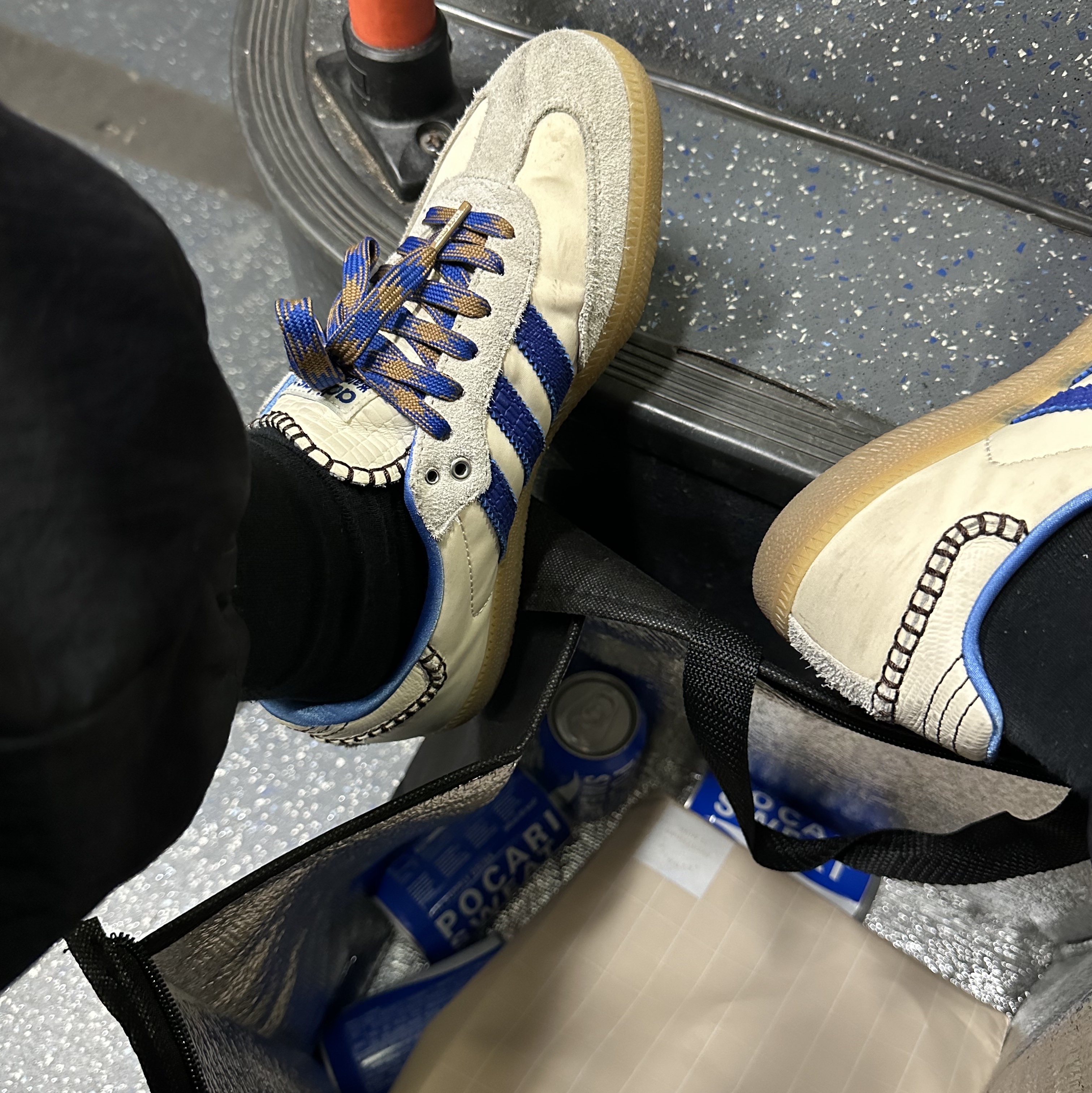 Adidas x Wales Bonner Samba Wonder Clay Royal Blue 착용 스타일