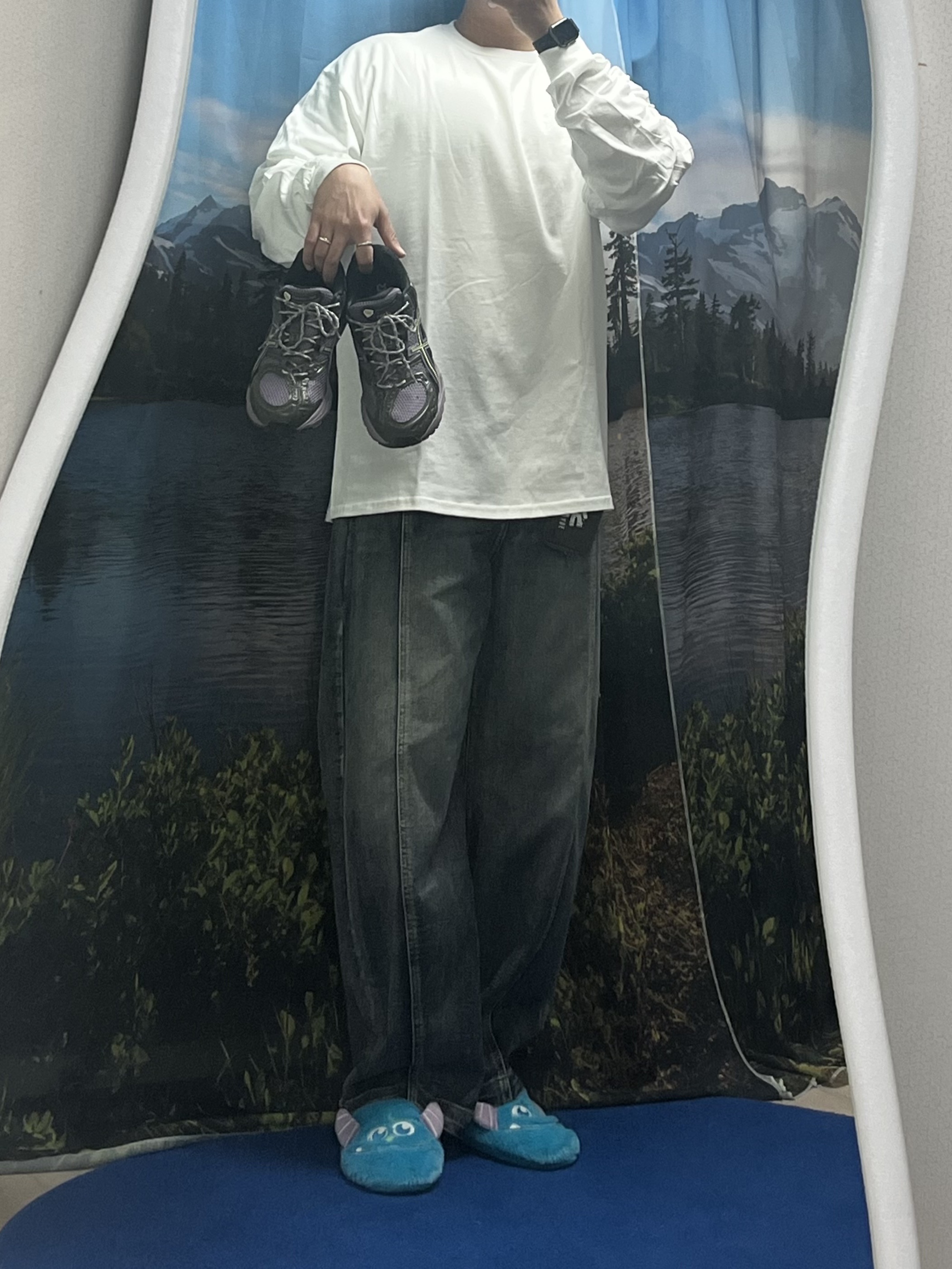 Gildan Heavy Ultra Cotton Long Sleeve T-Shirt White Black (2Pack), Asics Gel-Nimbus 10.1 Violet Quartz Cool Matcha 착용 스타일 - 7