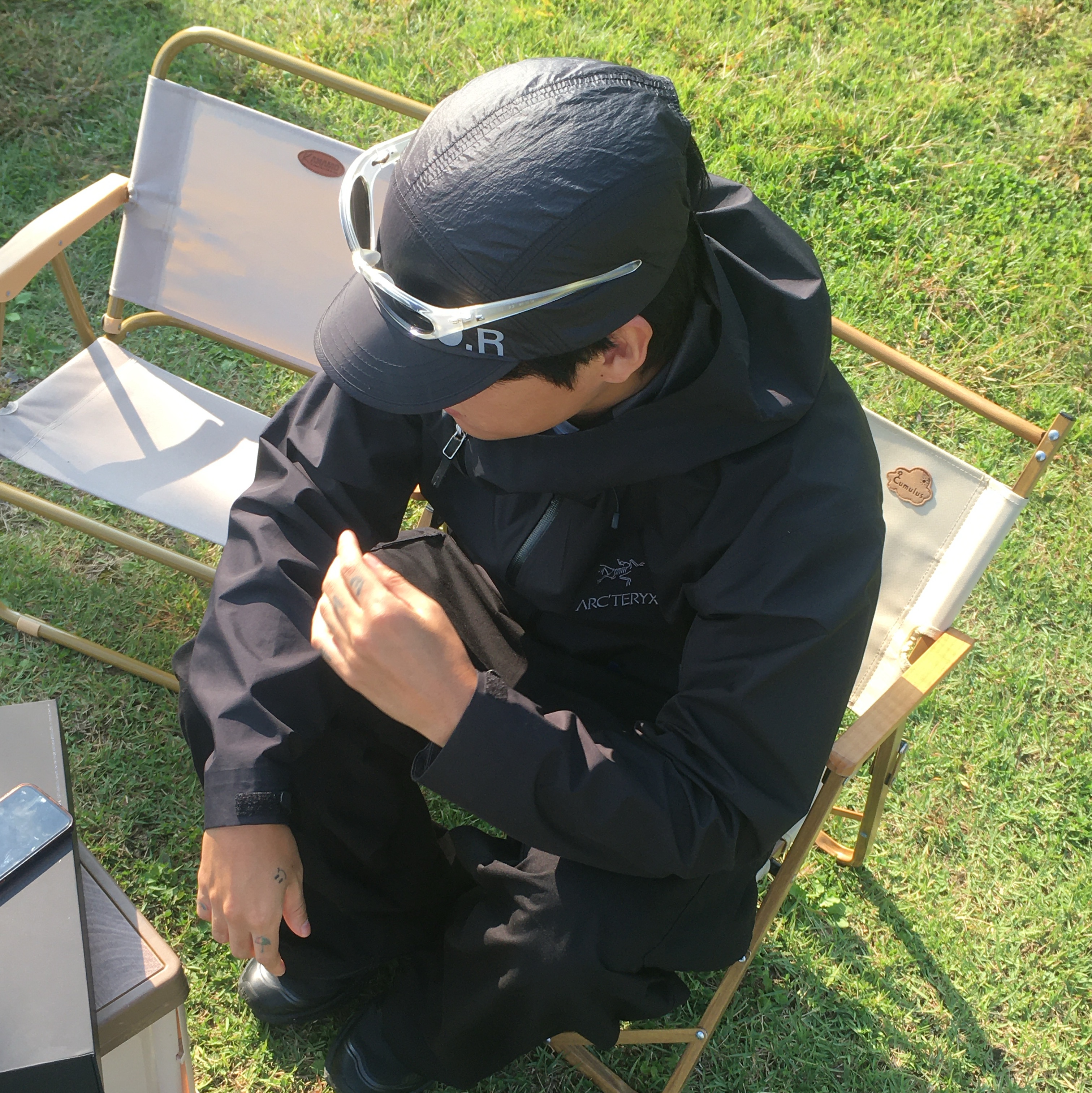 Optimistic Runners Nylon Cap Black 착용 스타일 - 2