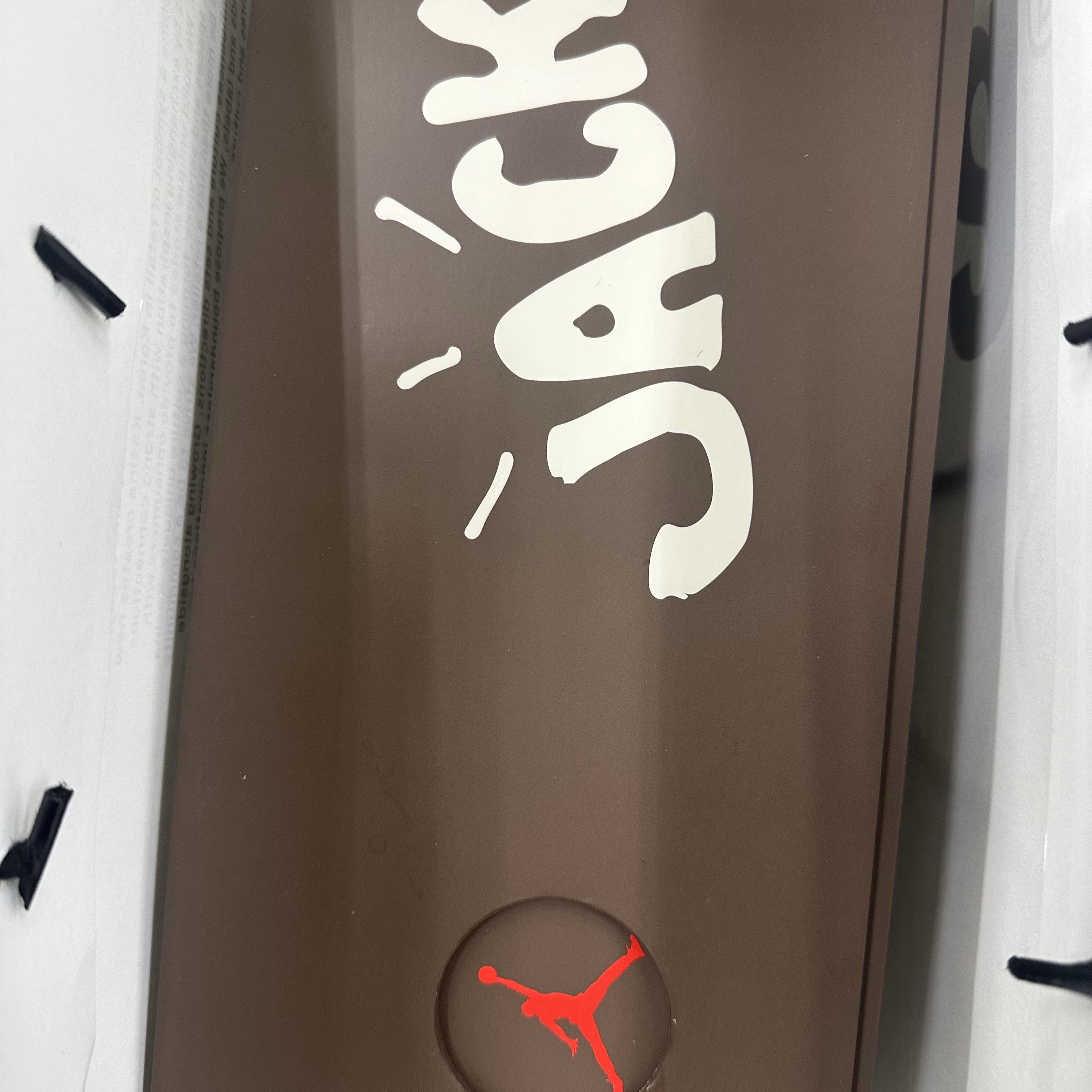 Jordan x Travis Scott Jumpman Jack TR Black and Dark Mocha, Jordan x Travis Scott Jumpman Jack TR Sail and Dark Mocha 착용 스타일 - 5