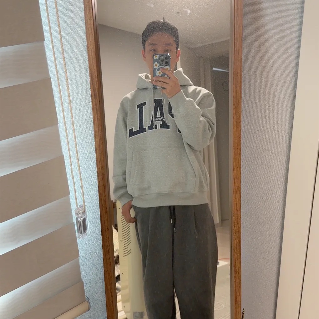 Palace x Gap Hood Grey - 24SS 착용 스타일