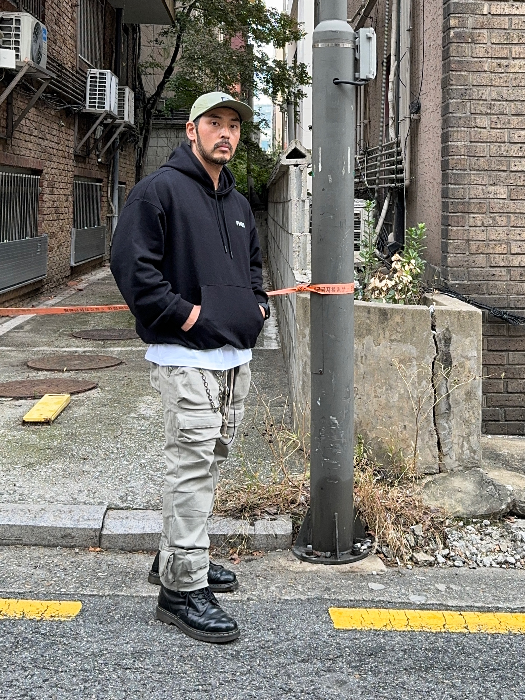 Grailz Flight Pocket Pants Ash Olive 착용 스타일 - 4