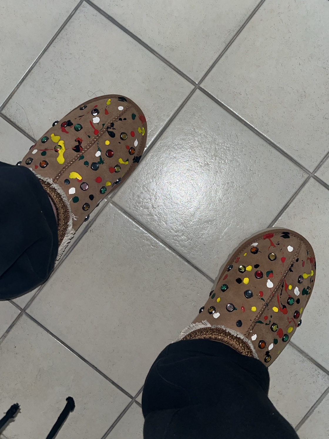 UGG x Gallery Dept. Tasman Slipper Chestnut 착용 스타일