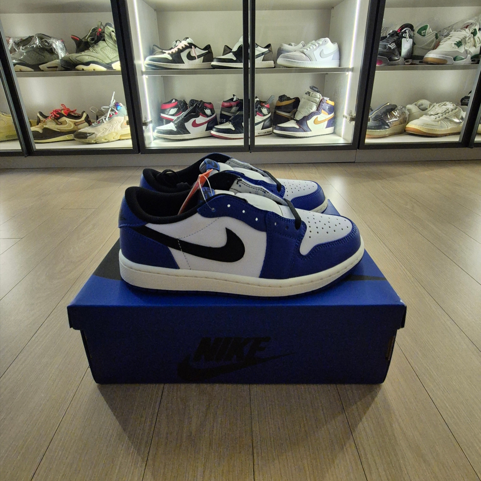 Jordan 1 Retro Low OG Game Royal 착용 스타일 - 7